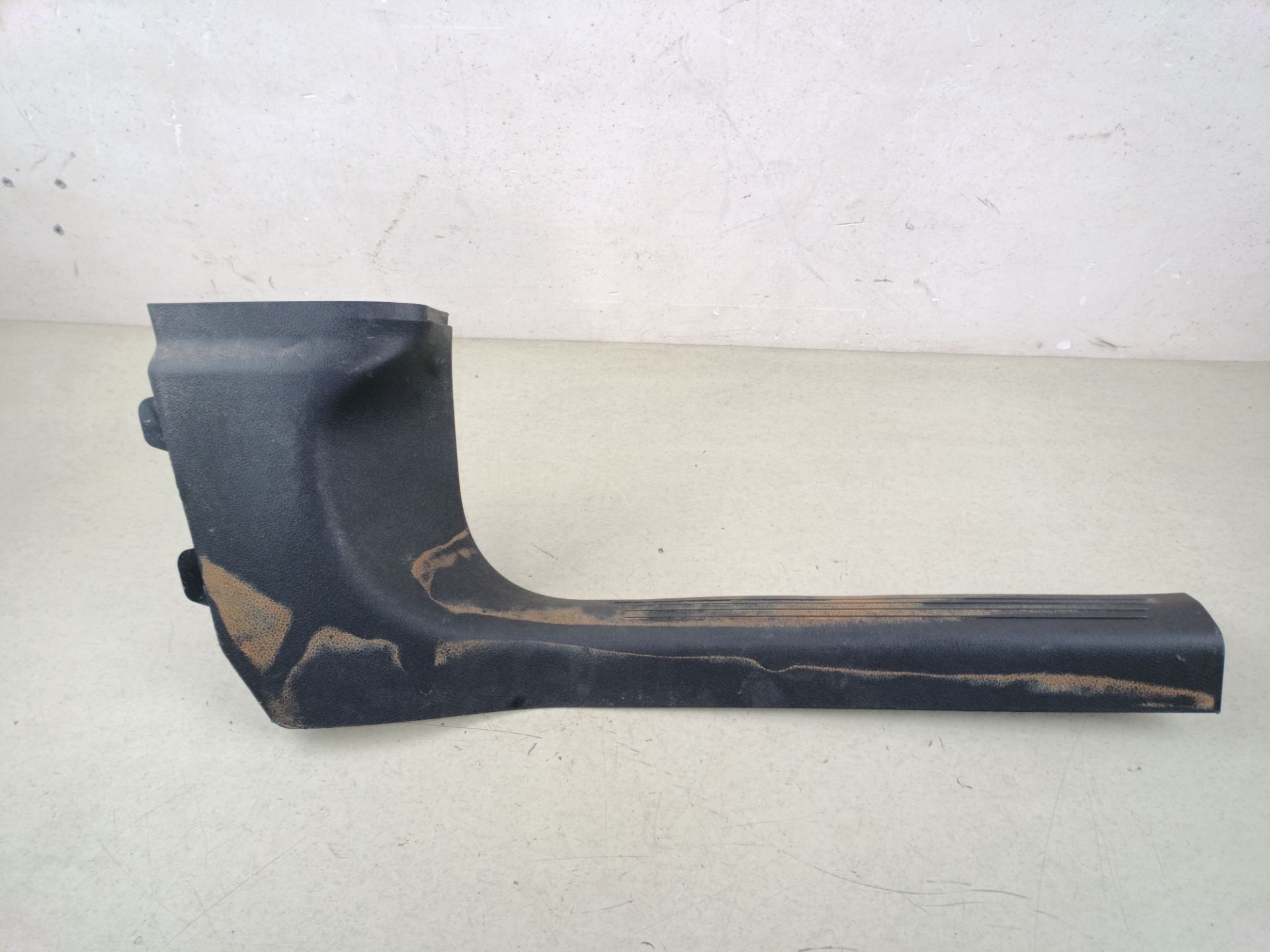 EMBELLECEDOR Mercedes-Benz B (BM 246)