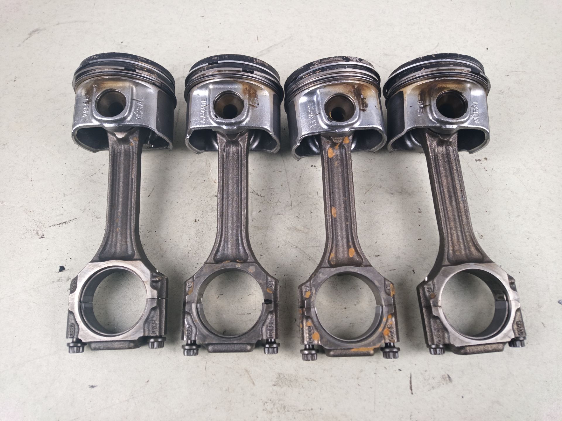 PISTON
