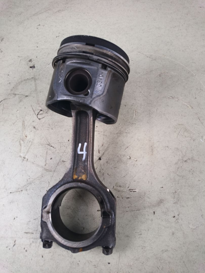 PISTON Ford Tourneo Connect (TC7)