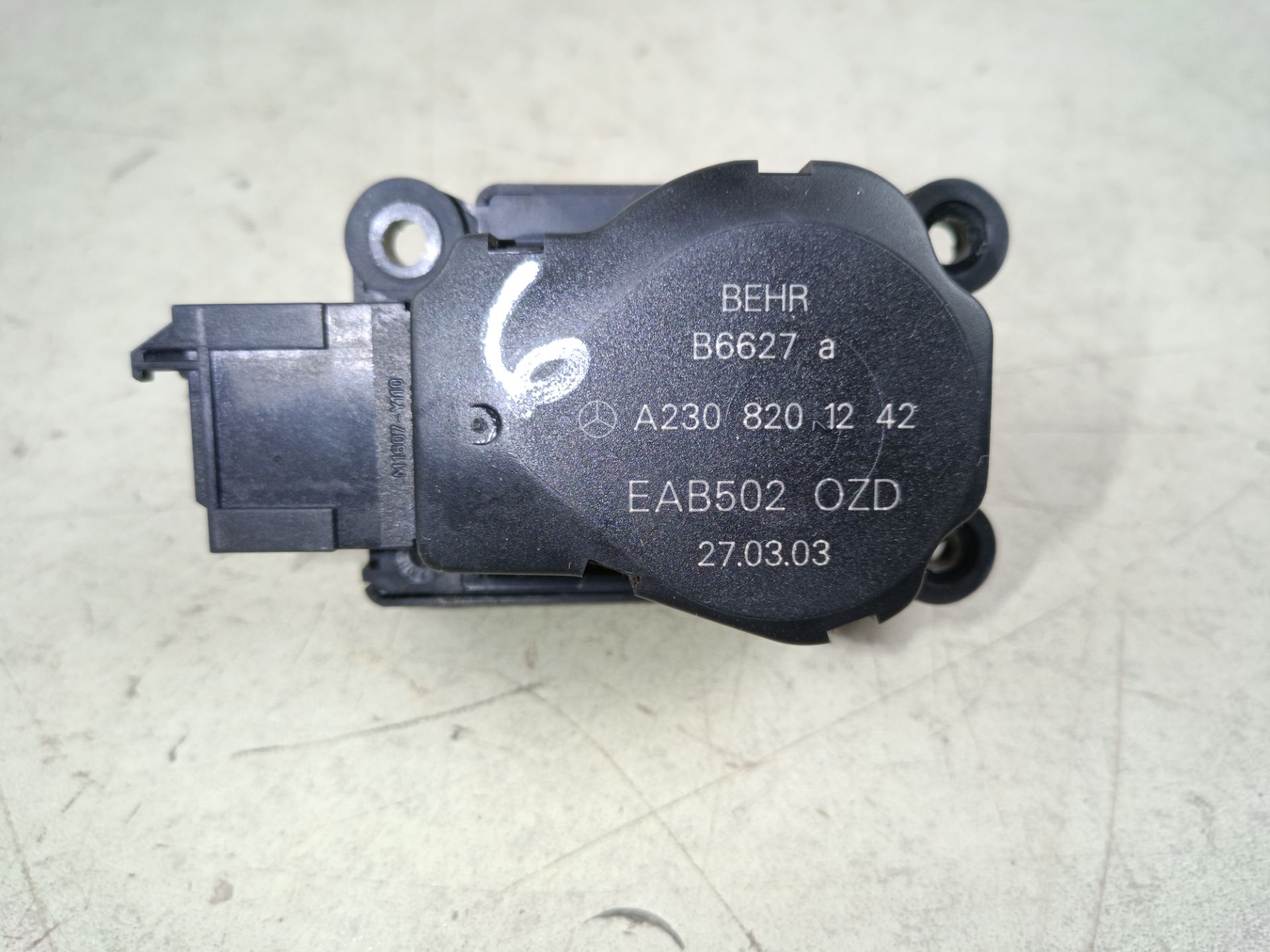 MOTOR TRAMPILLA CALEFACCION