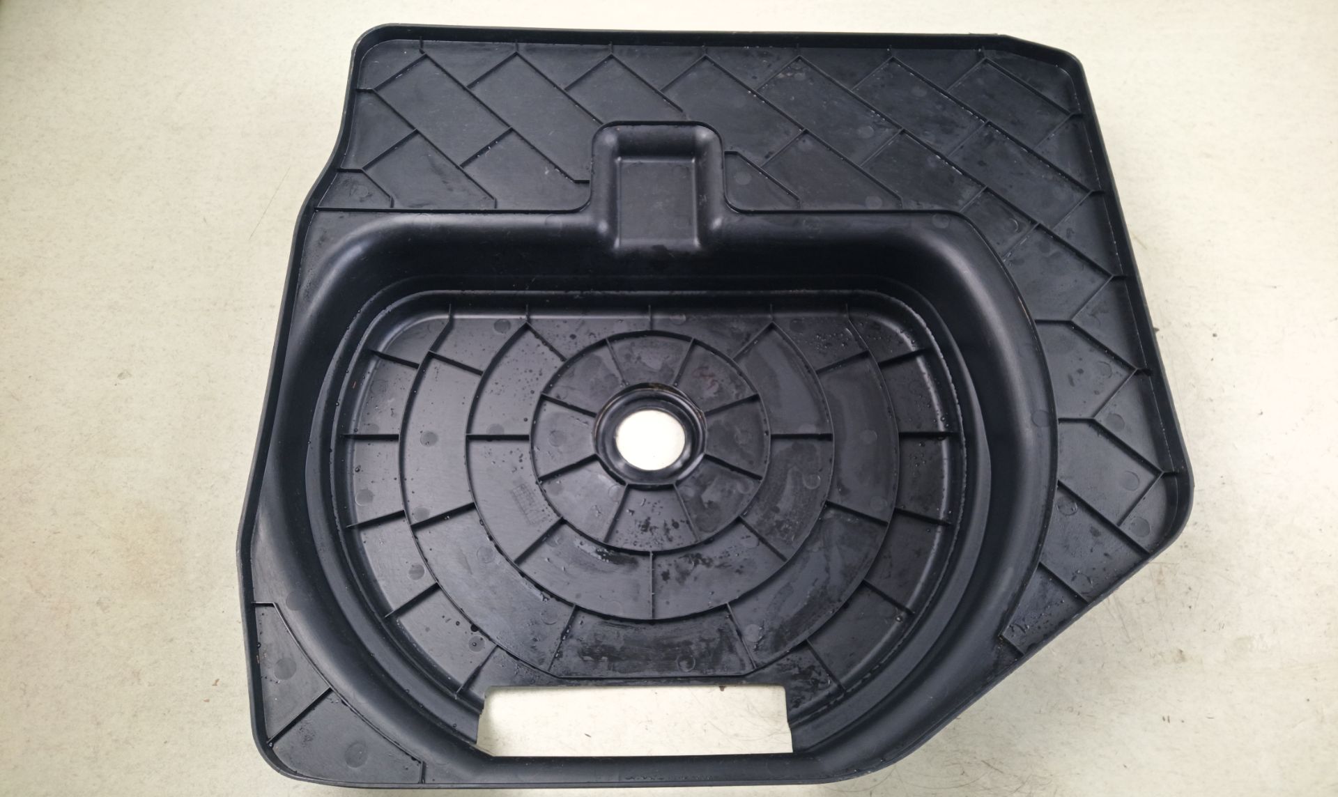 EMBELLECEDOR RUEDA DE REPUESTO Audi A5 Coupe (8T)