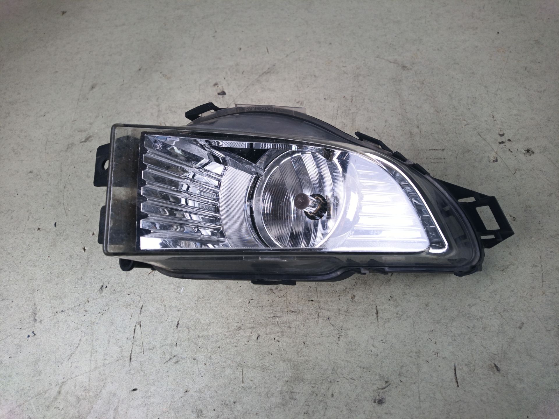 FARO ANTINIEBLA IZQUIERDO Opel Insignia Berlina