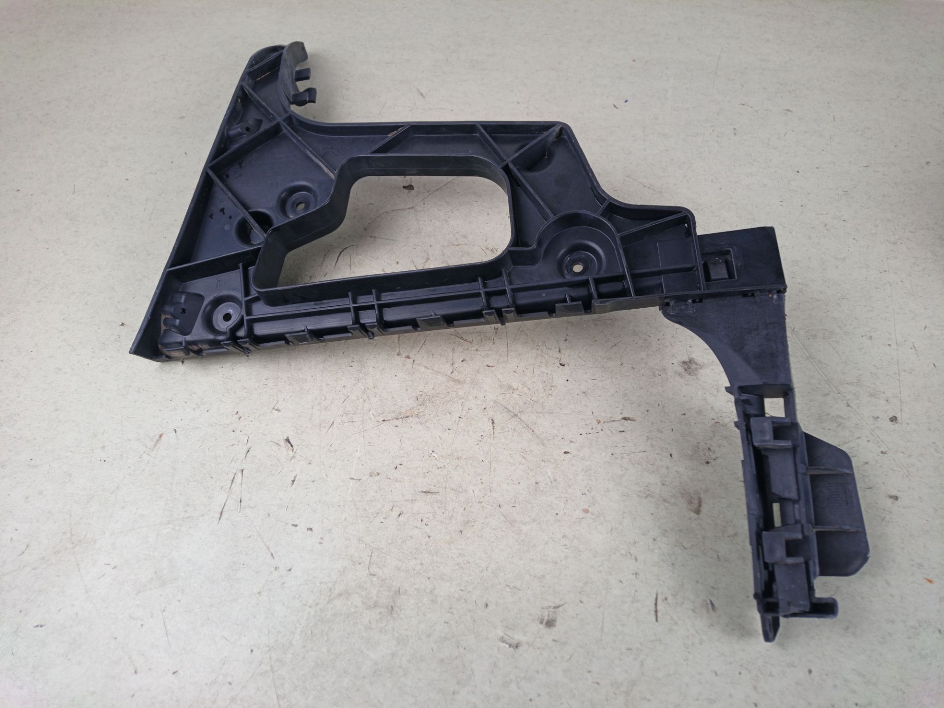SOPORTE PARAGOLPES TRASERO Audi A5 Coupe (8T)