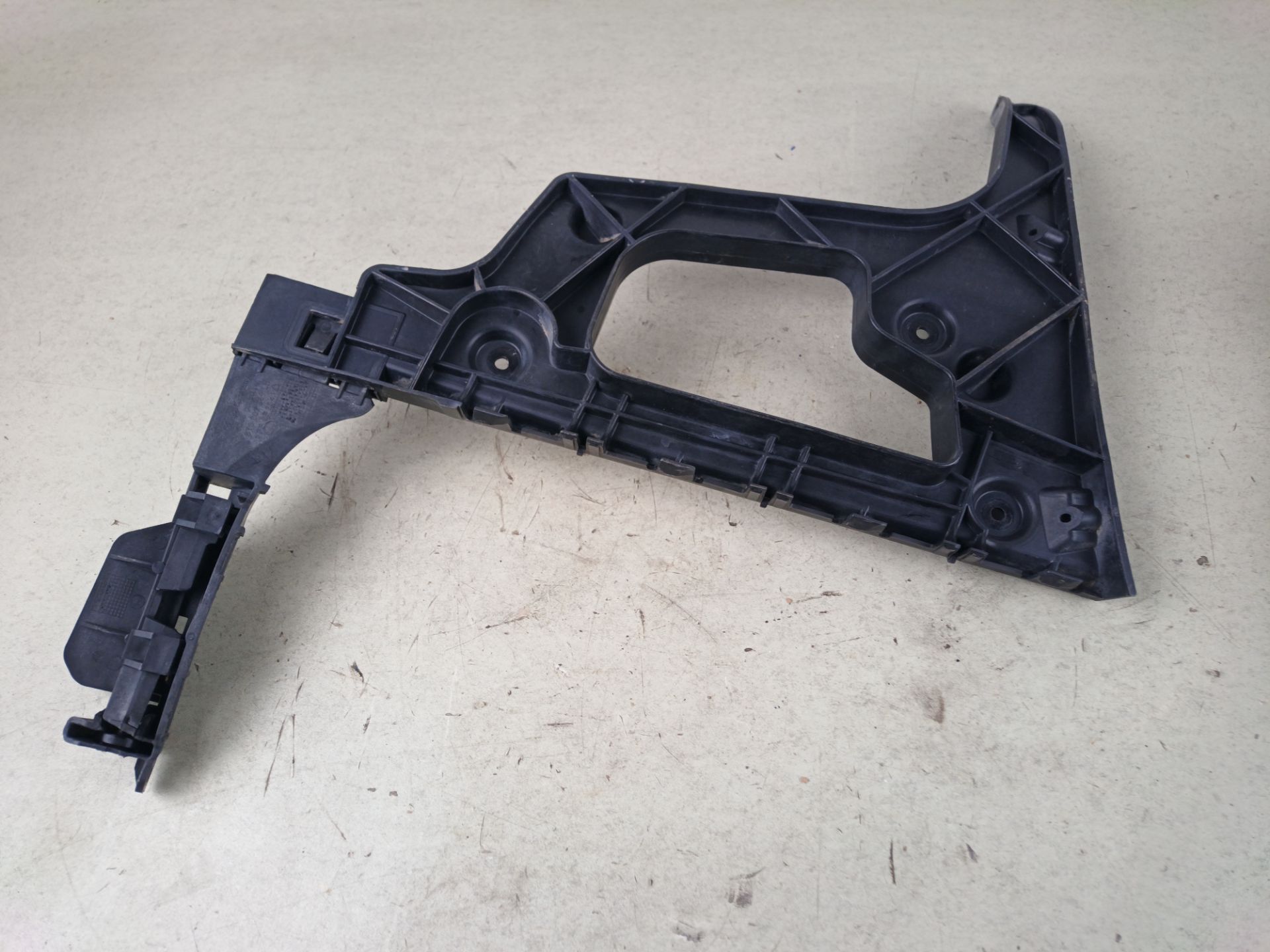 SOPORTE PARAGOLPES TRASERO Audi A5 Coupe (8T)