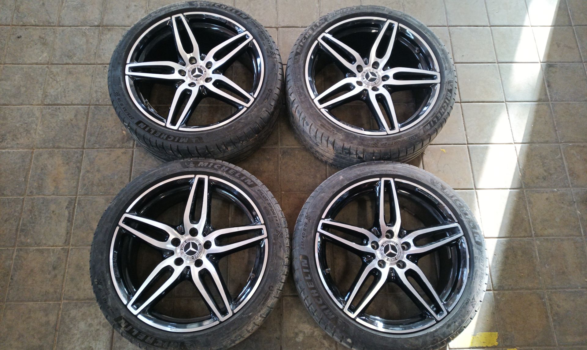 JUEGO LLANTAS Mercedes-Benz E Coupe (BM 238)