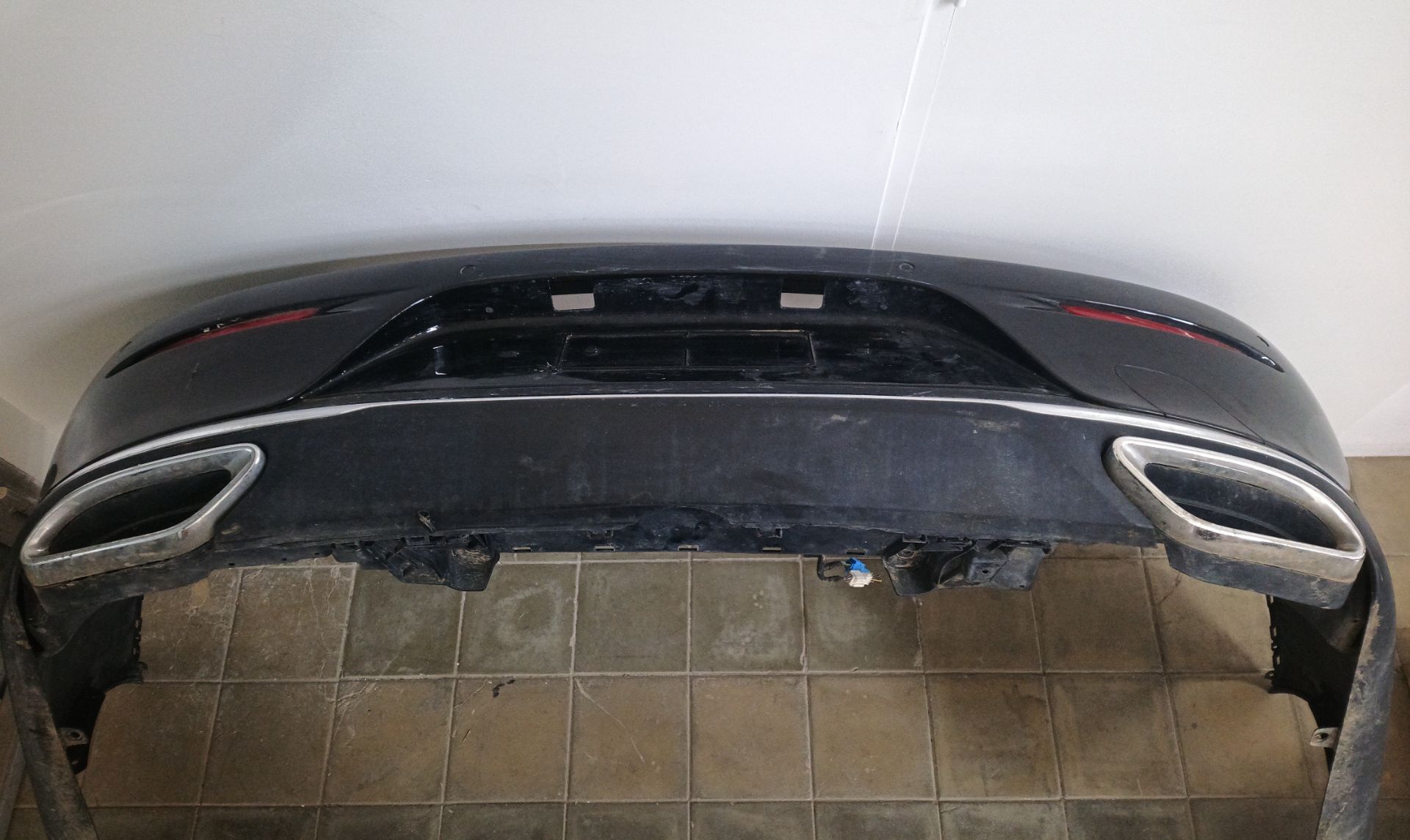 PARAGOLPES TRASERO Mercedes-Benz E Coupe (BM 238)