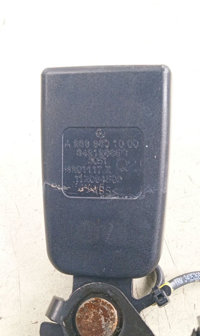 ENGANCHE CINTURON TRASERO DERECHO Mercedes-Benz E Coupe (BM 238)