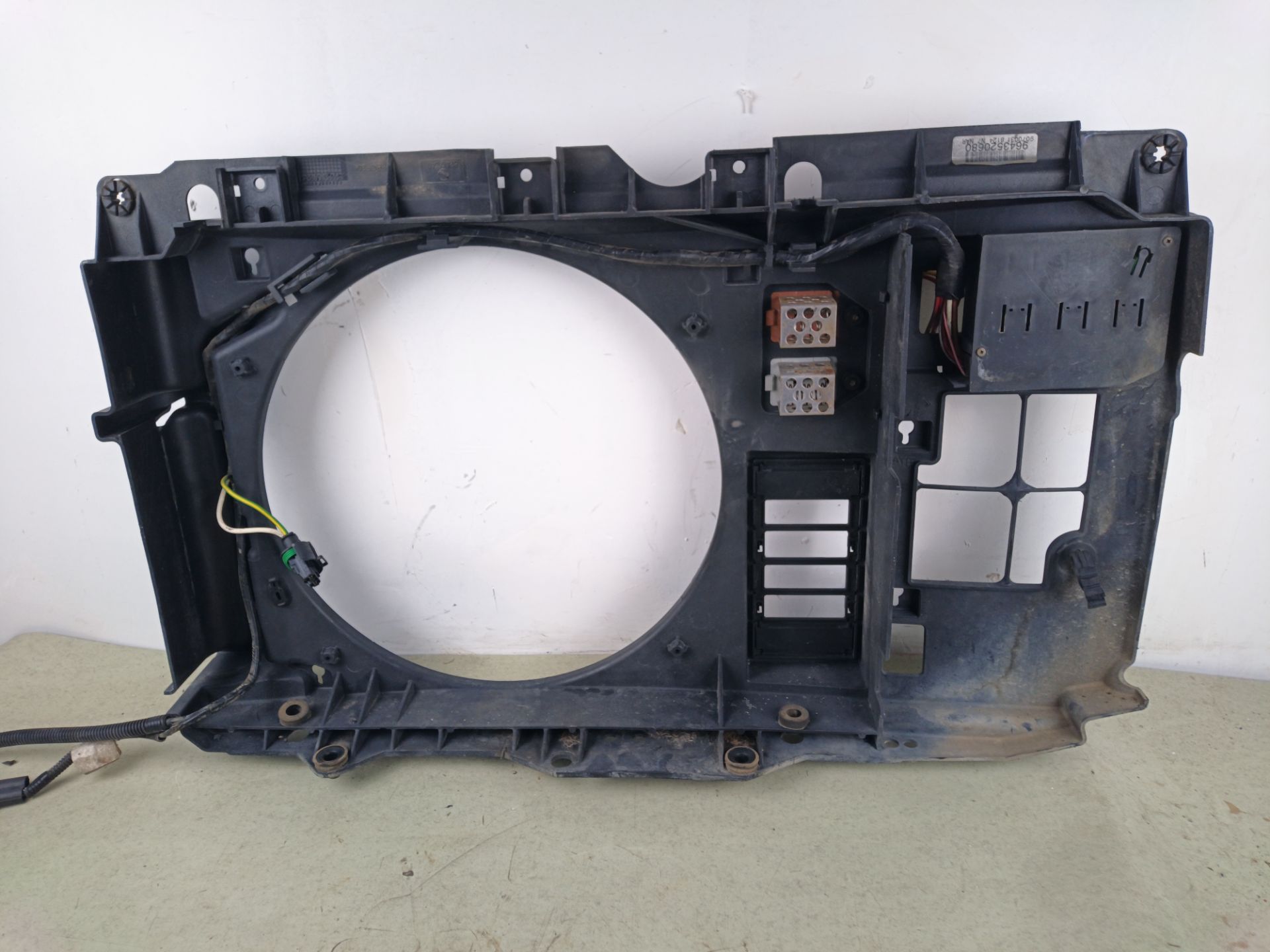SOPORTE RADIADOR