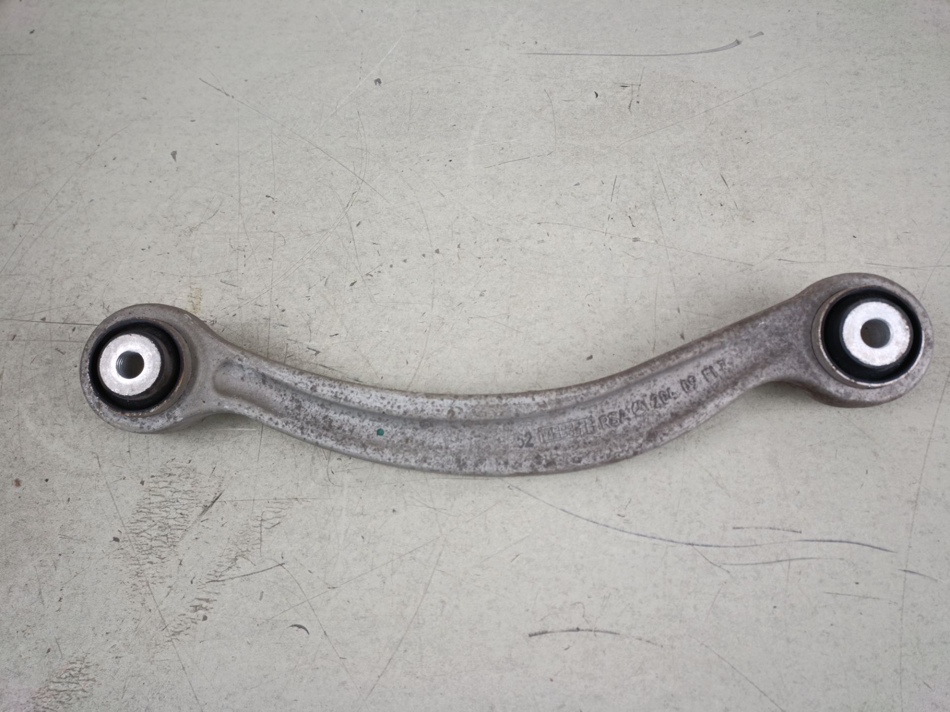 BRAZO SUSPENSION SUPERIOR TRASERO IZQUIERDO Mercedes-Benz E Coupe (BM 238)