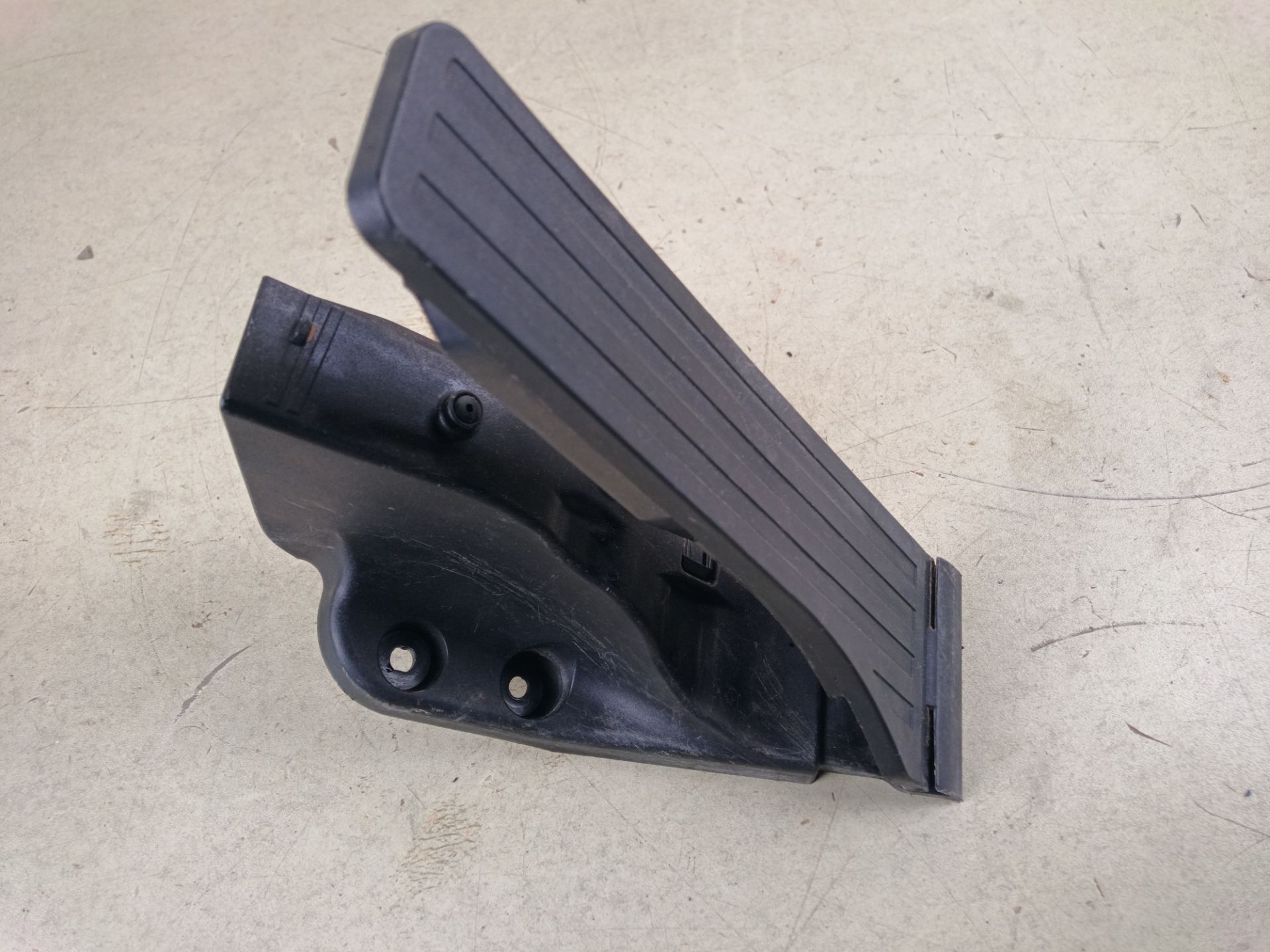 PEDAL ACELERADOR Mercedes-Benz E Coupe (BM 238)