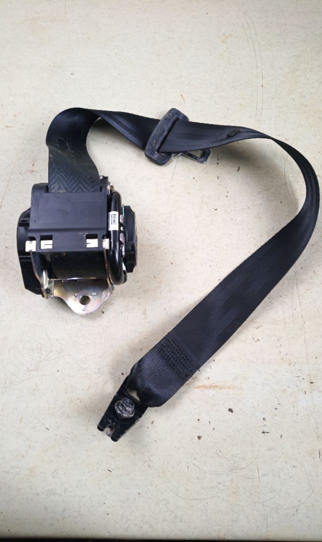 CINTURON SEGURIDAD TRASERO DERECHO Volvo XC60