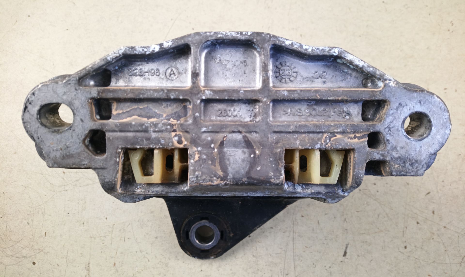 SOPORTE MOTOR DELANTERO Volvo XC60