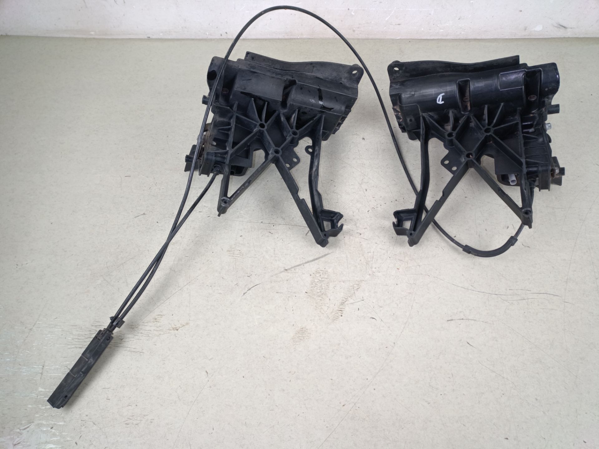 CERRADURA CAPO Mercedes-Benz E Coupe (BM 238)