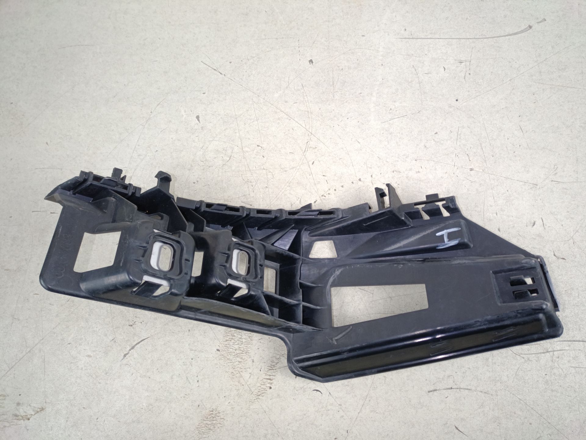 SOPORTE PARAGOLPES DELANTERO Mercedes-Benz E Coupe (BM 238)