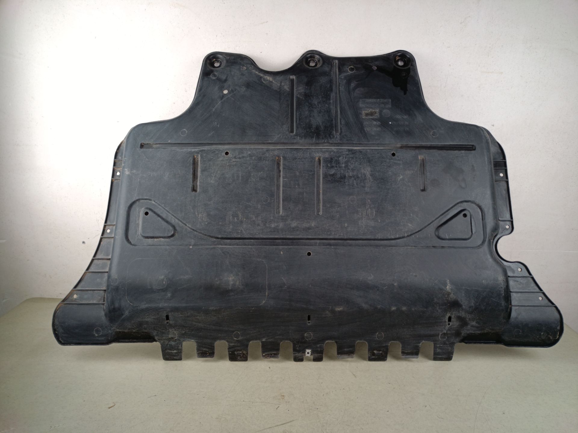 CUBRECARTER Volkswagen Tiguan (AD1)