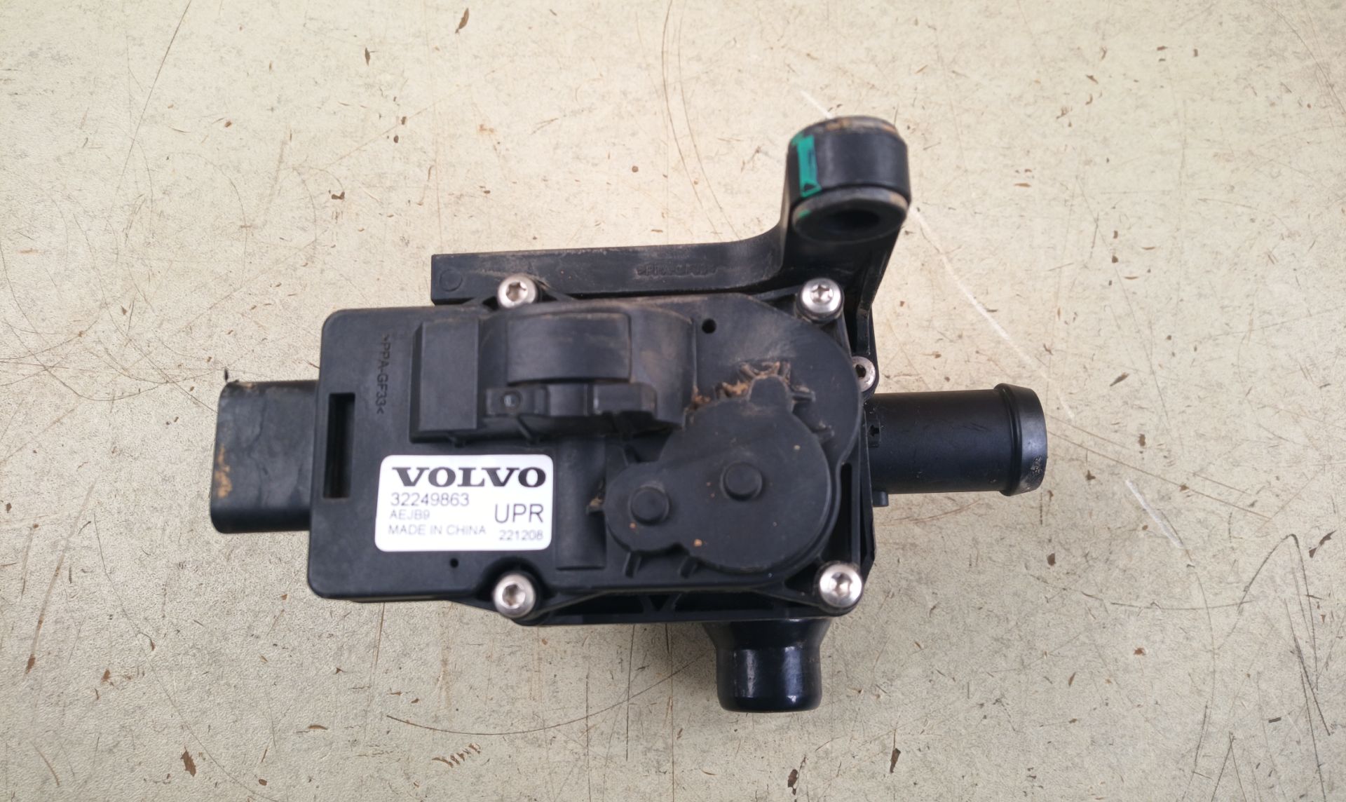 BOMBA AGUA Volvo XC60
