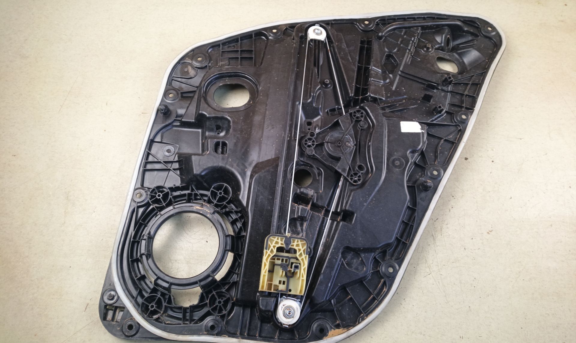 ELEVALUNAS TRASERO IZQUIERDO Volvo XC60