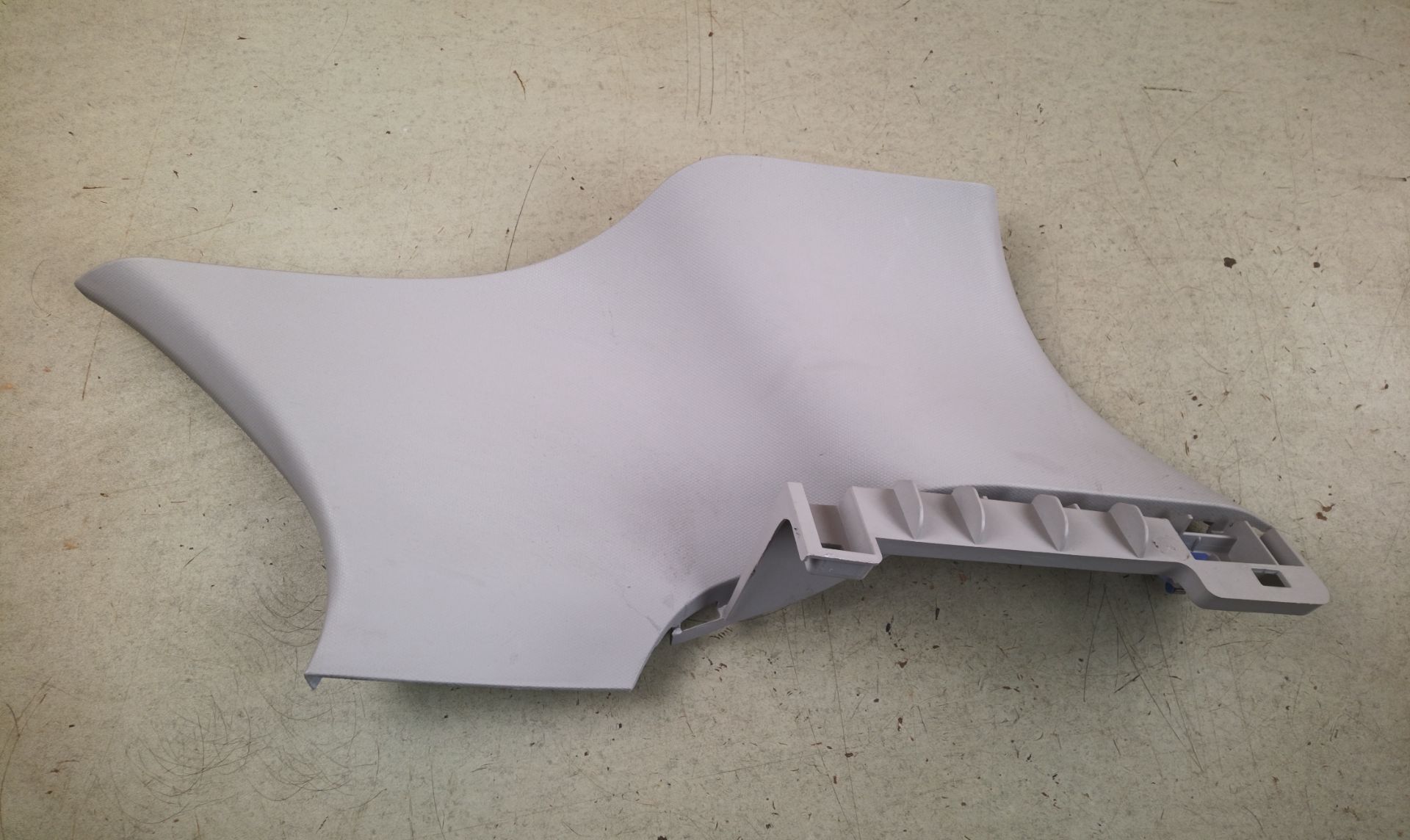 EMBELLECEDOR Renault Megane IV Berlina 5P