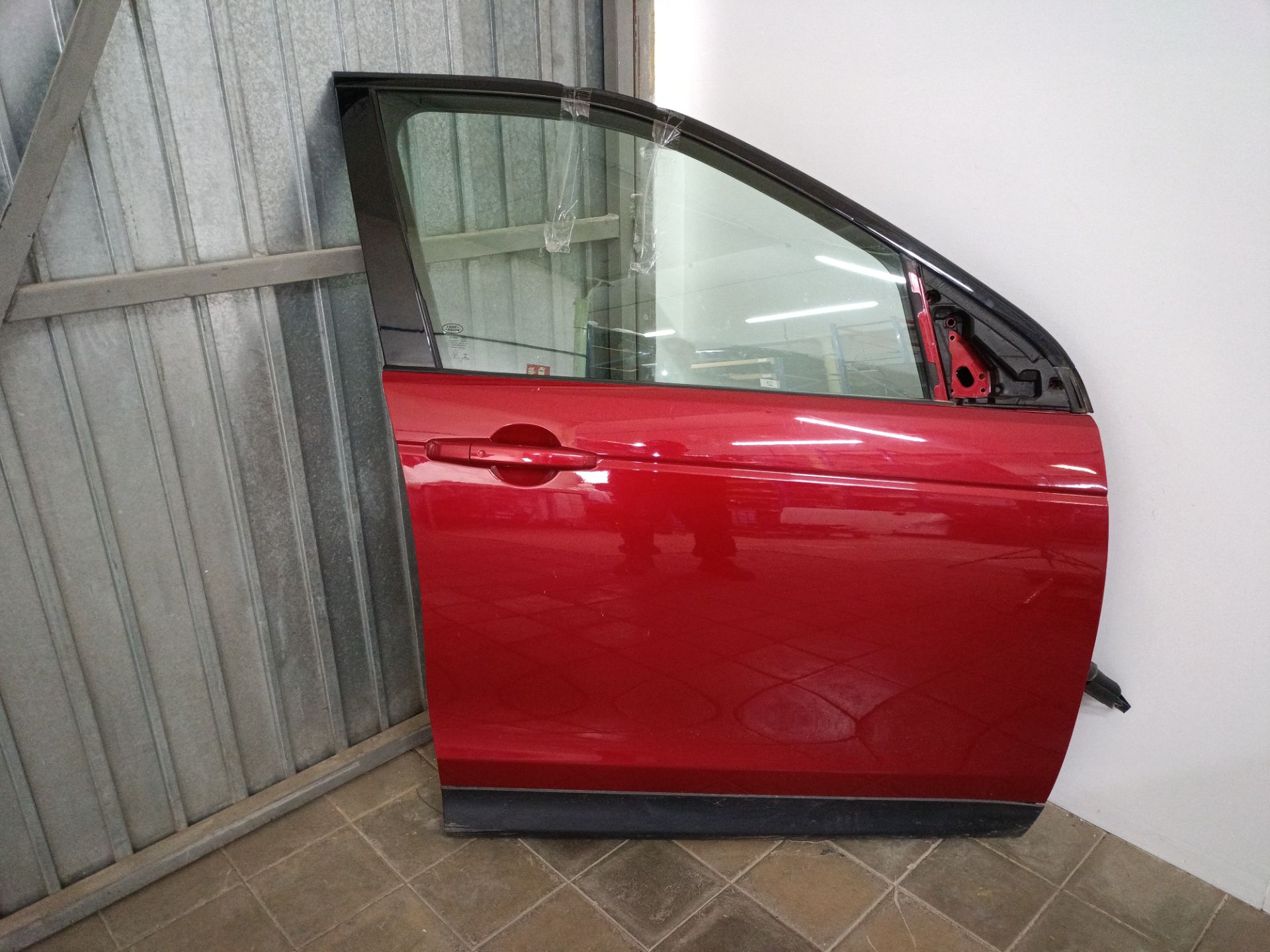 PUERTA DELANTERA DERECHA Land Rover Discovery Sport