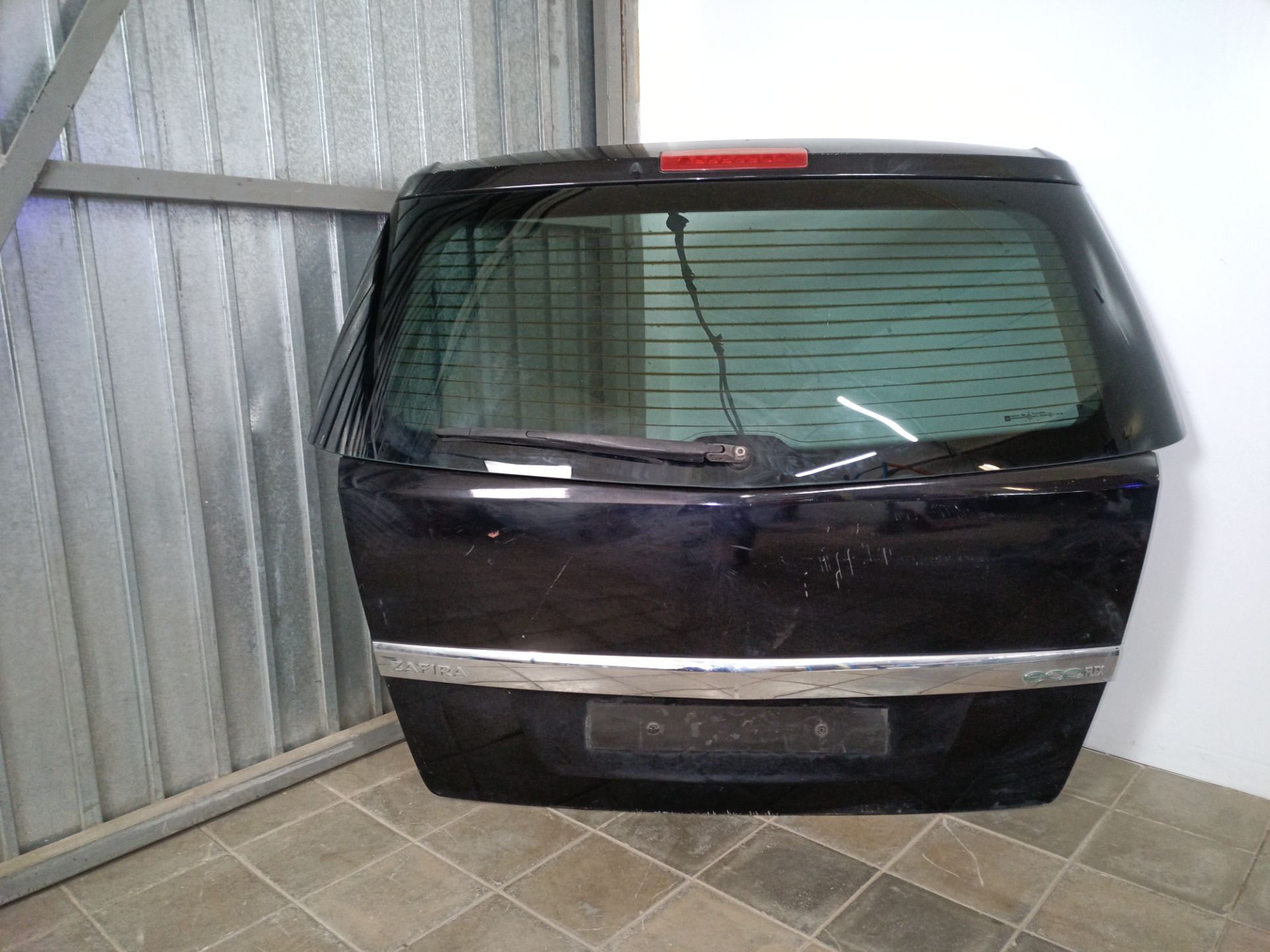 PORTON TRASERO Opel Zafira B