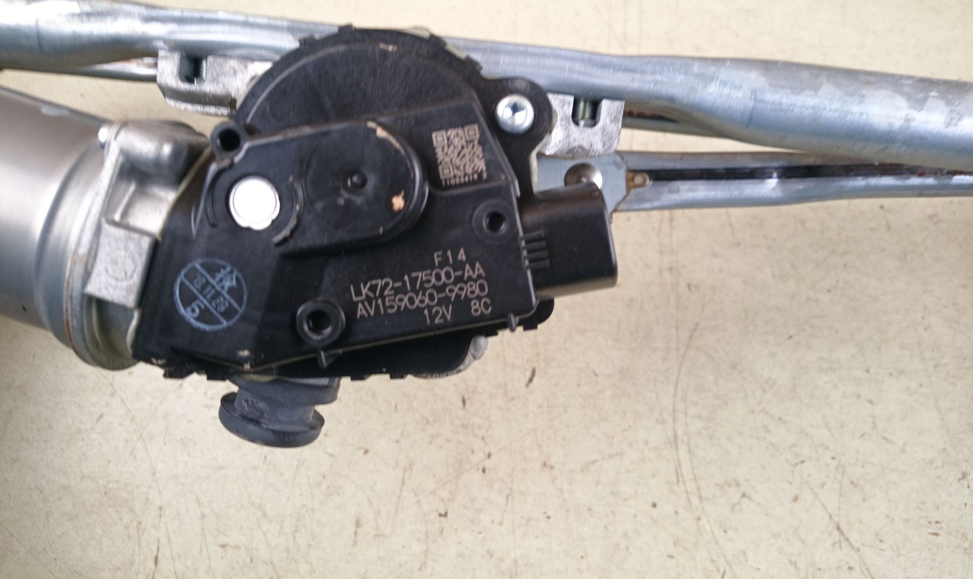 MOTOR LIMPIA DELANTERO Land Rover Discovery Sport