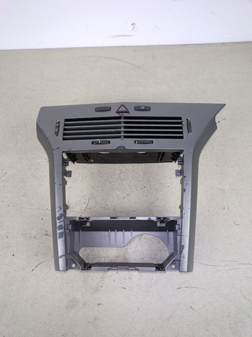 CONSOLA CENTRAL Opel Astra H Berlina