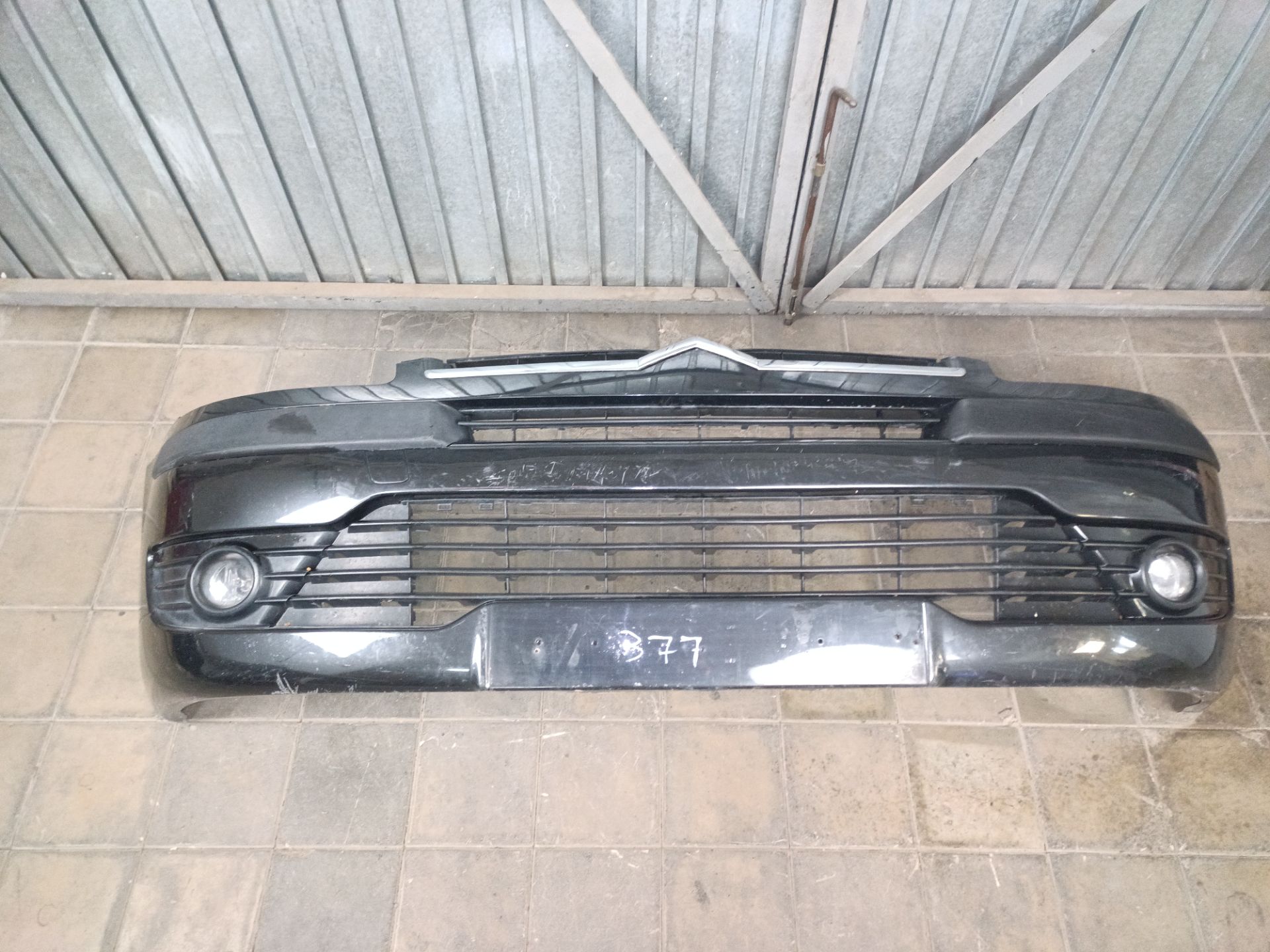 PARAGOLPES DELANTERO