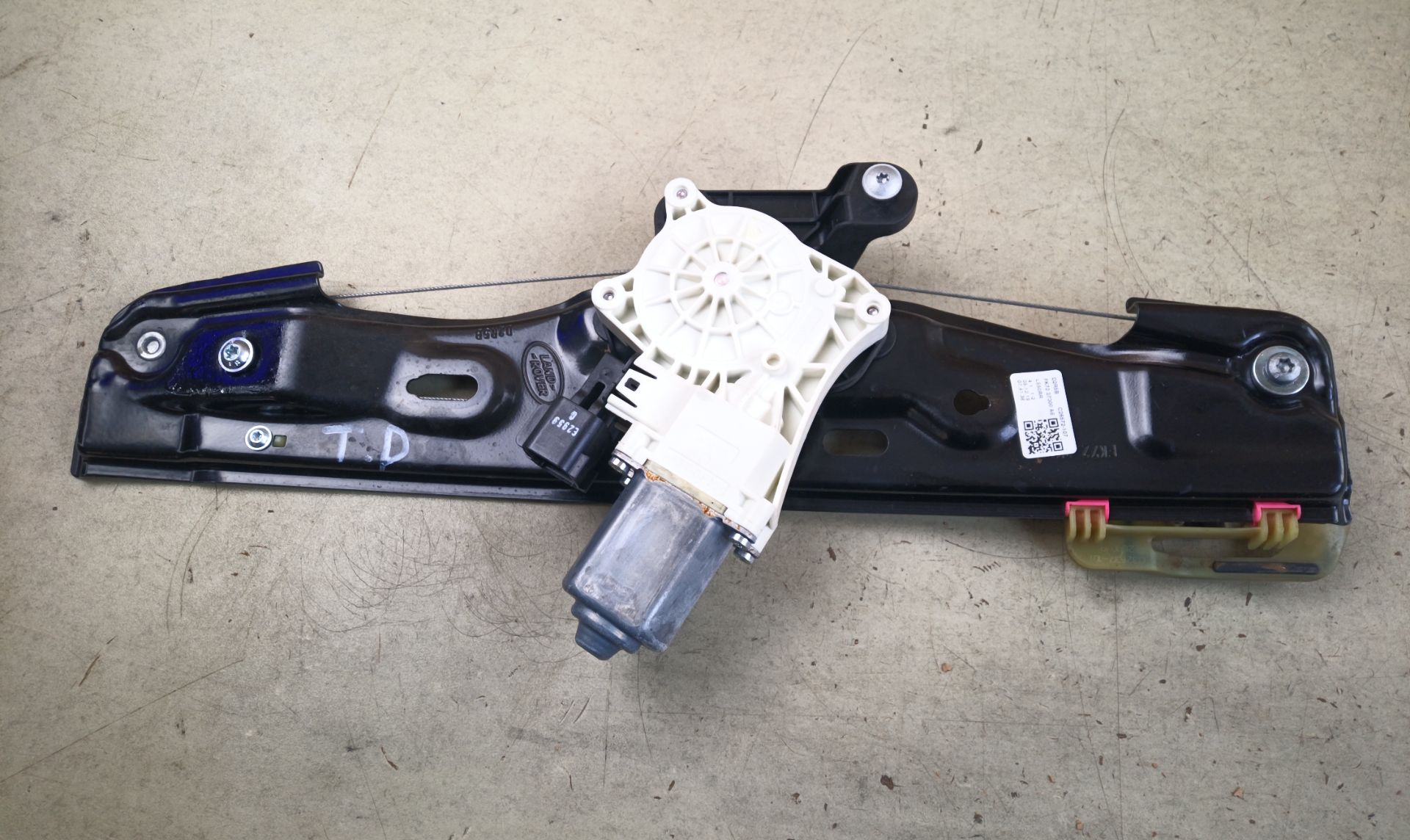 ELEVALUNAS TRASERO DERECHO Land Rover Discovery Sport