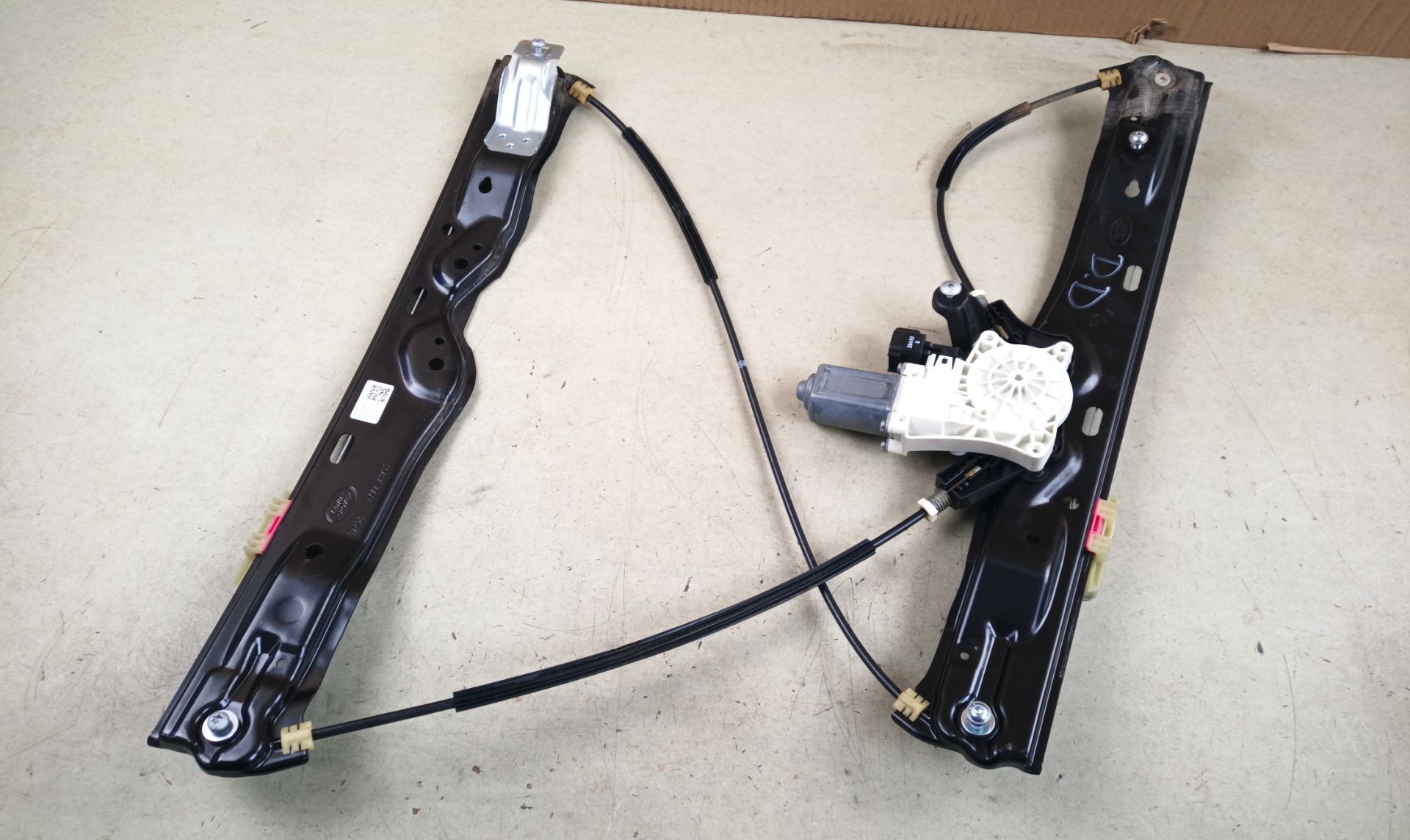ELEVALUNAS DELANTERO DERECHO Land Rover Discovery Sport