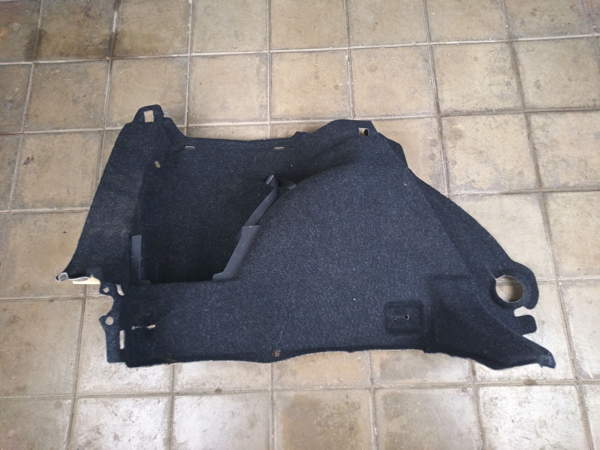 ALFOMBRA MALETERO Skoda Kamiq (NW4)