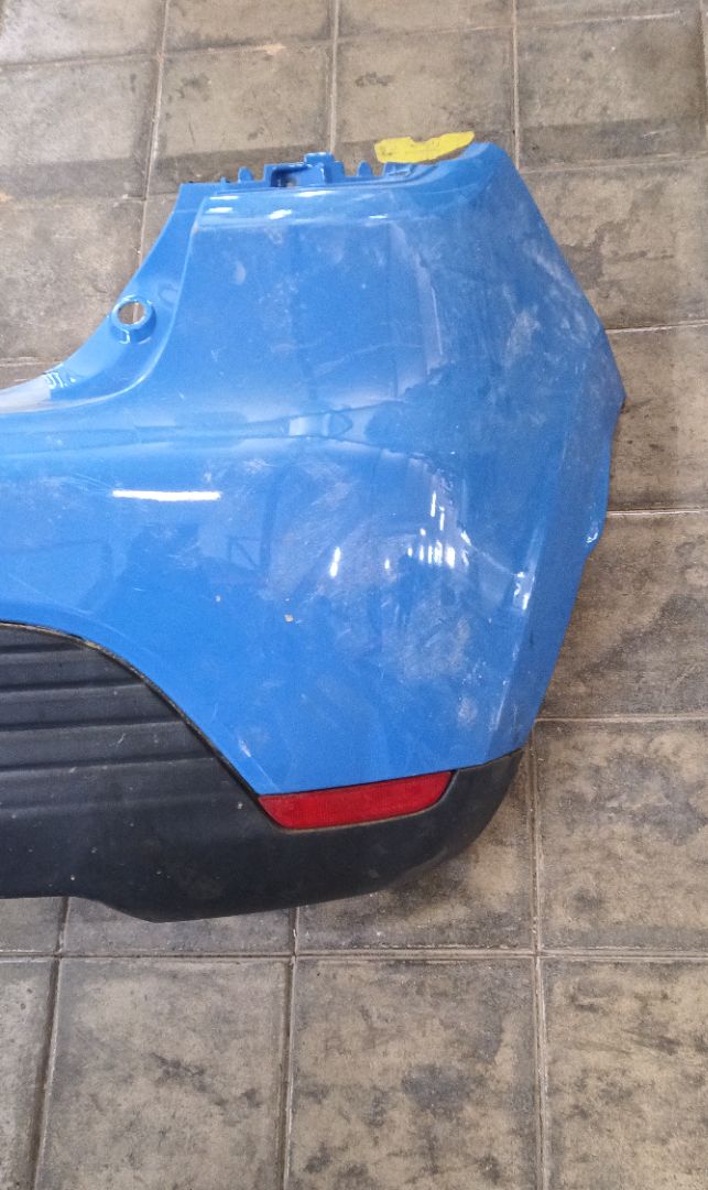 PARAGOLPES TRASERO Renault Clio IV