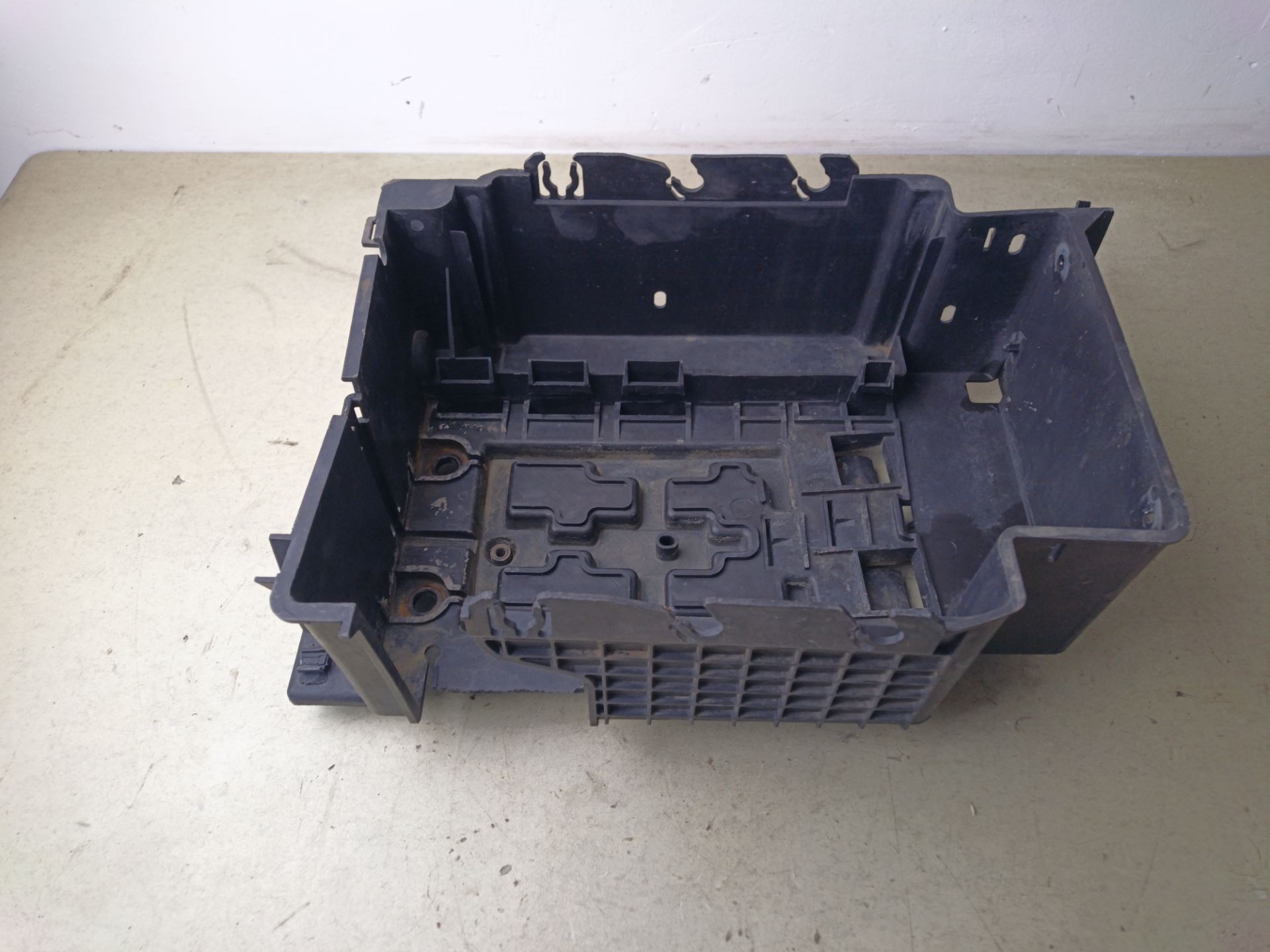 SOPORTE BATERIA Citroen C2