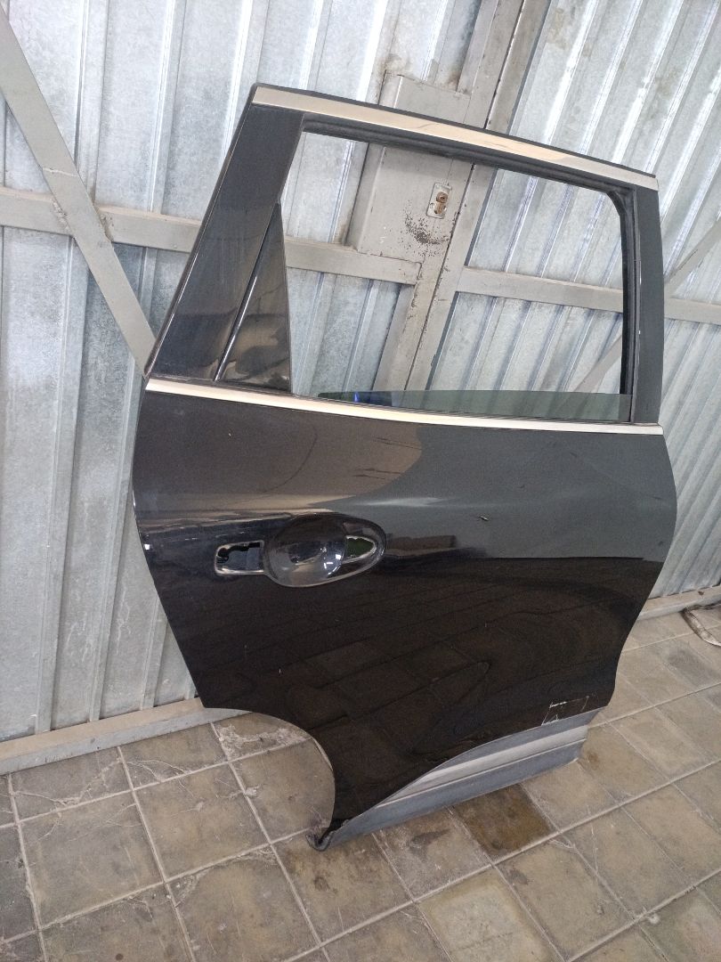 PUERTA TRASERA DERECHA Renault Koleos II