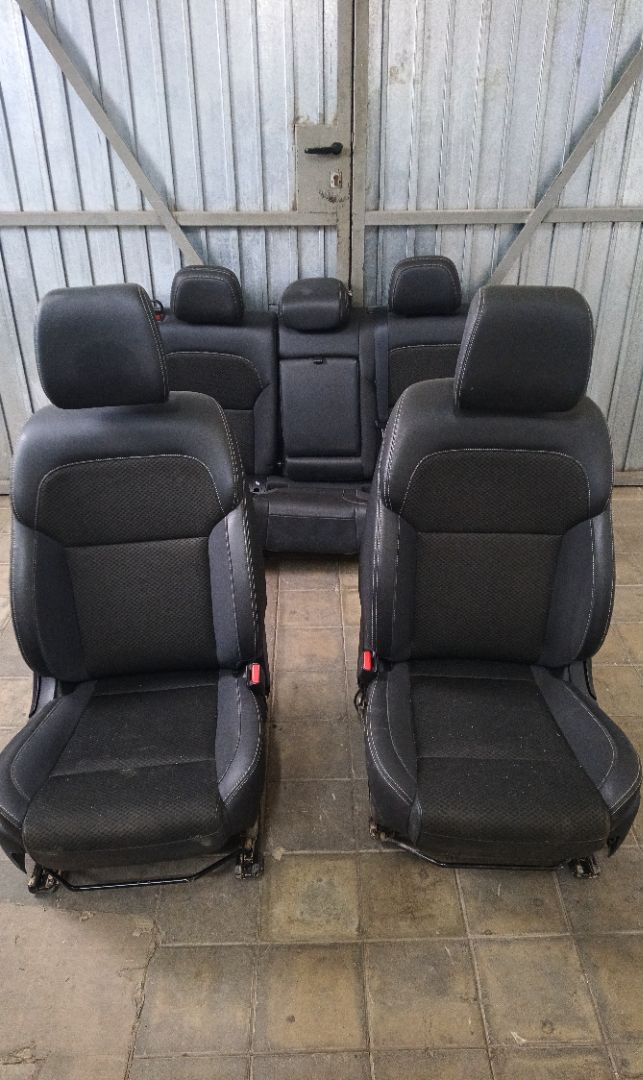 JUEGO ASIENTOS COMPLETO Renault Koleos II