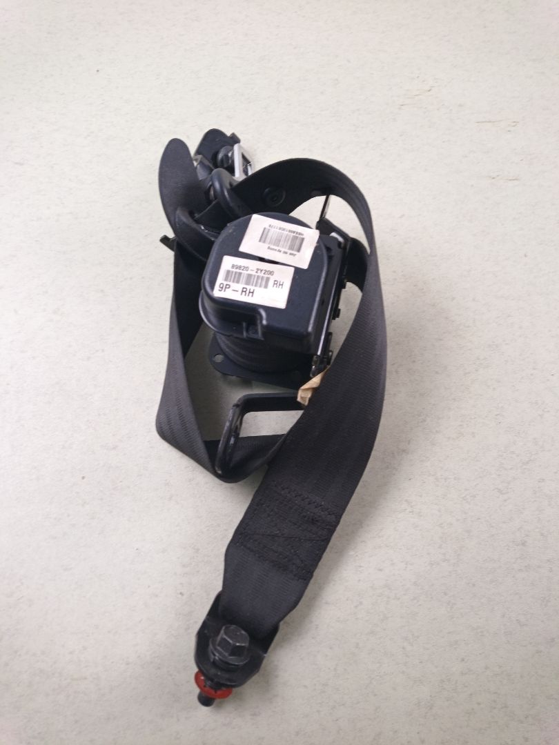 CINTURON SEGURIDAD TRASERO DERECHO Hyundai ix35 (EL/LM)