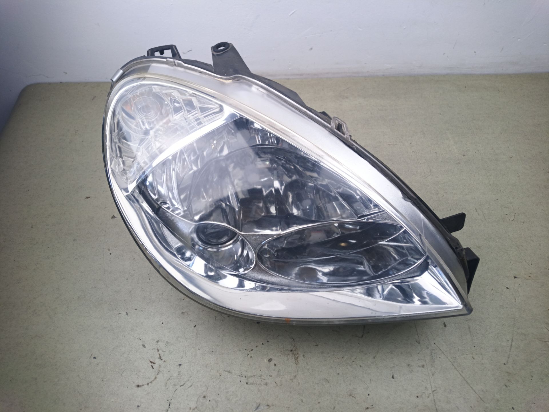 FARO DERECHO Citroen Xsara Picasso