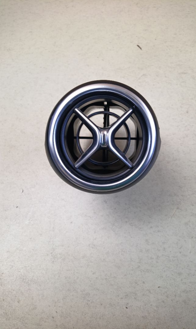 REJILLA AIREADORA Mercedes-Benz B (BM 246)