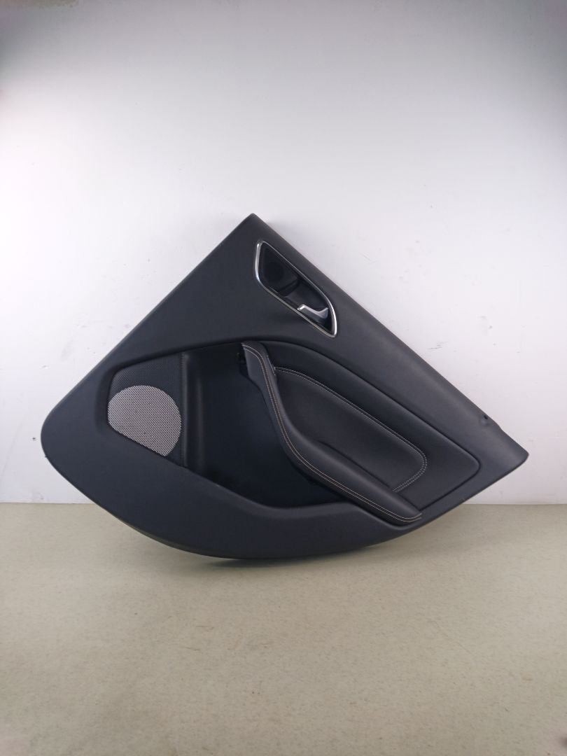 GUARNECIDO PUERTA TRASERA DERECHA Mercedes-Benz B (BM 246)