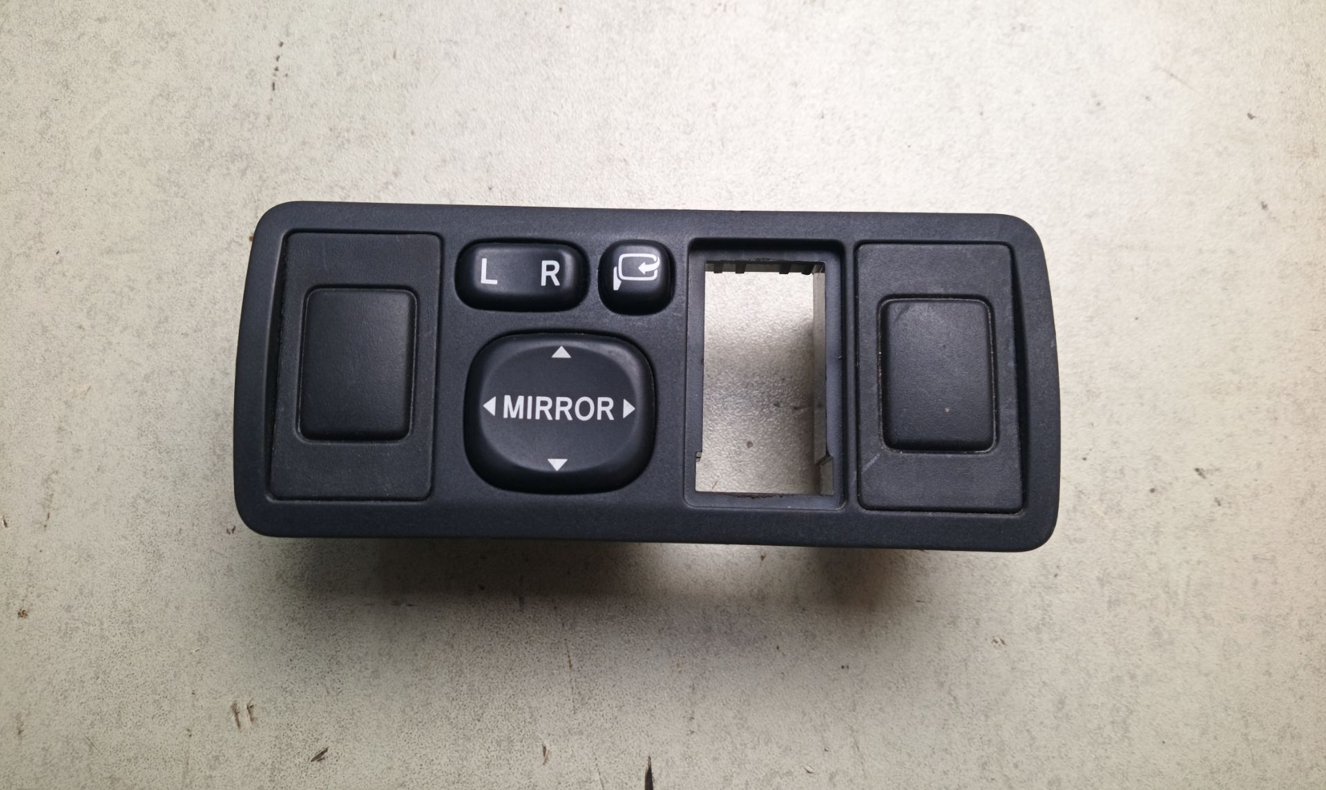 INTERRUPTOR Toyota Avensis Berlina (T25)