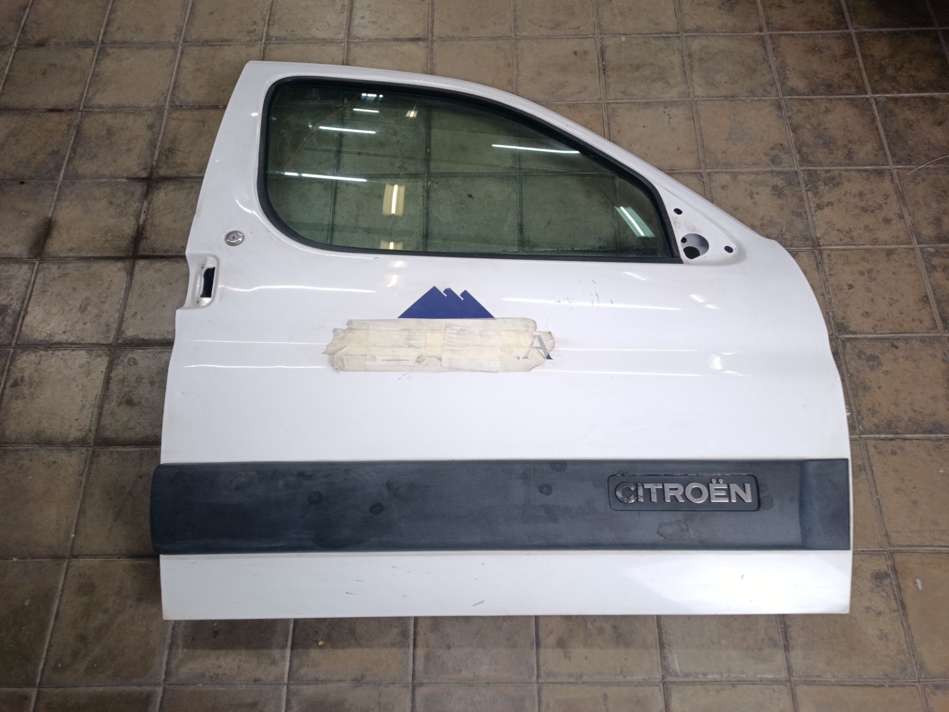 PUERTA DELANTERA DERECHA Citroen Berlingo