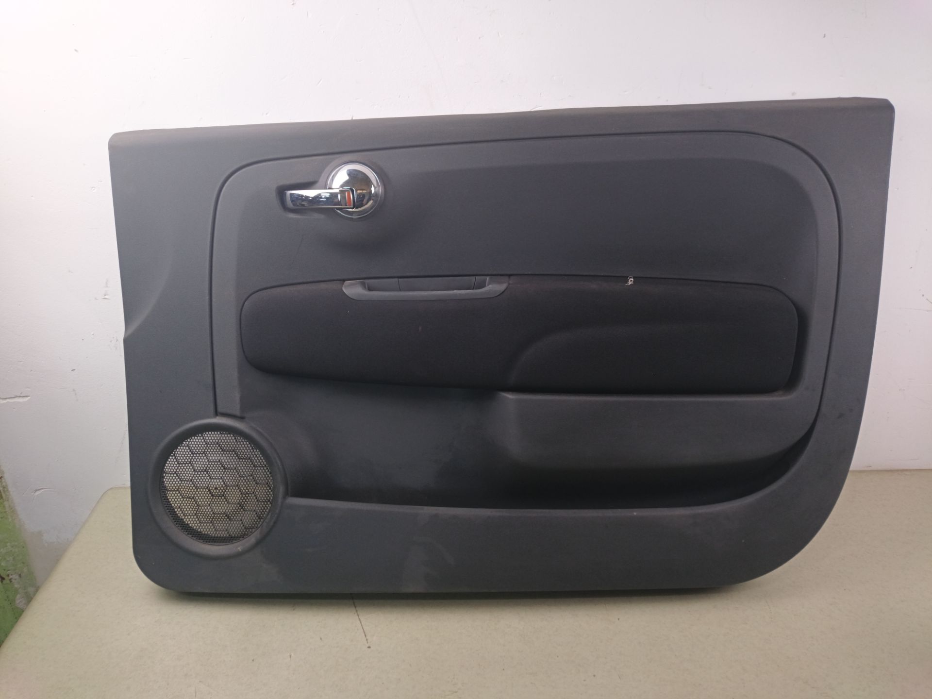 GUARNECIDO PUERTA DELANTERA DERECHA Fiat 500 (150) Berlina