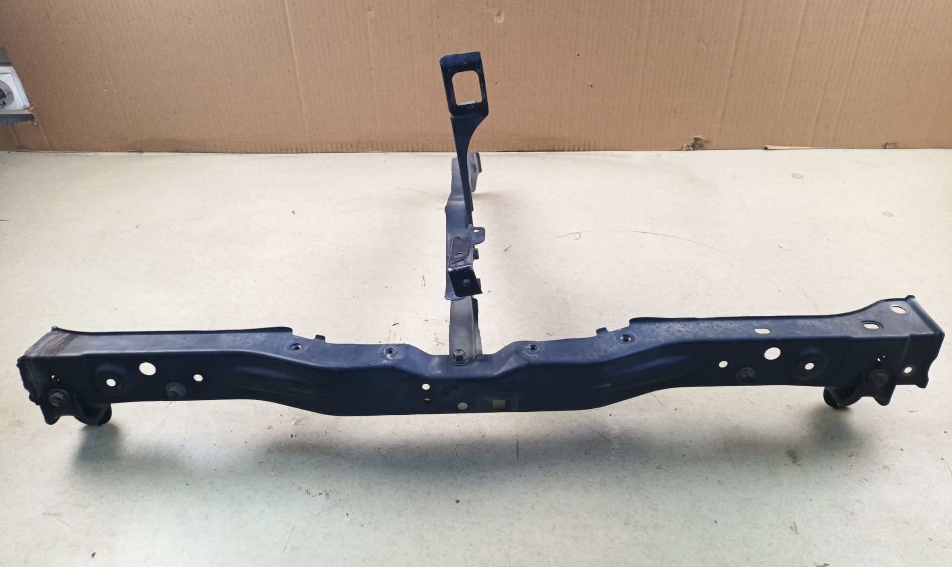 PANEL FRONTAL Toyota Avensis Berlina (T25)