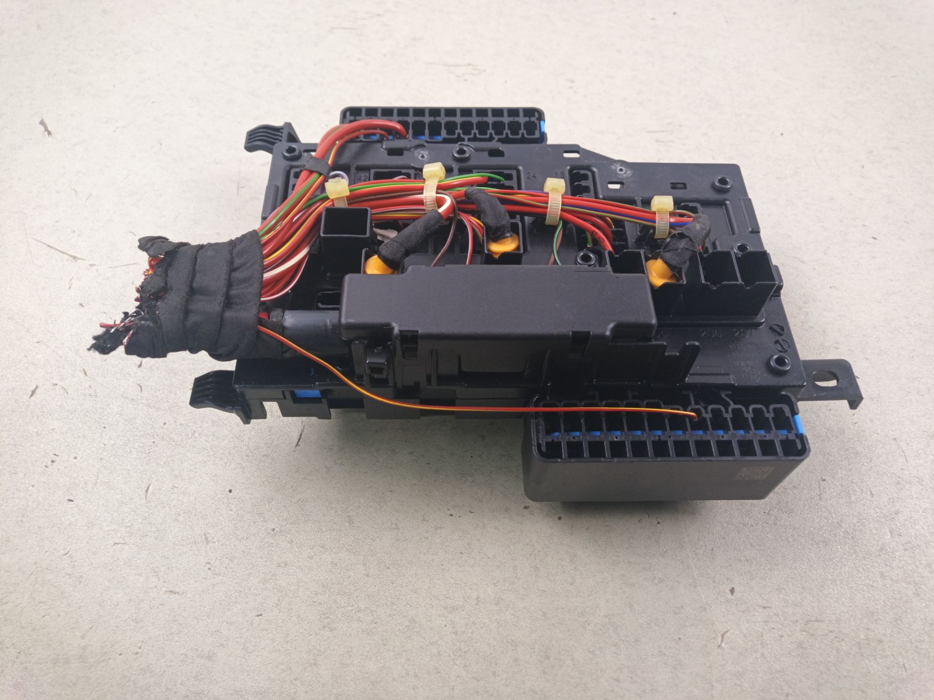 CAJA RELES / FUSIBLES MINI Mini 3p (F56)