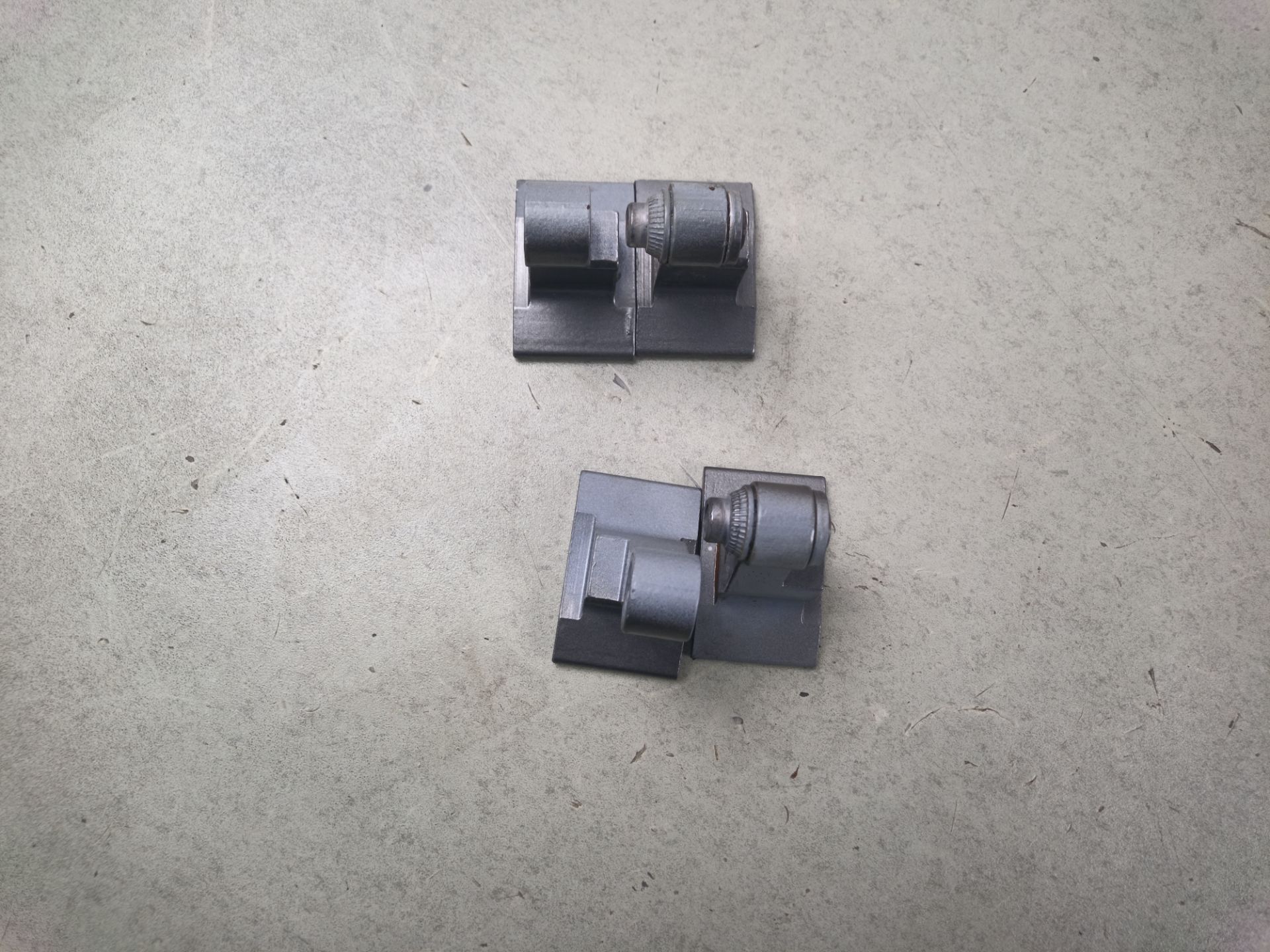 BISAGRA PUERTA MINI Mini 3p (F56)