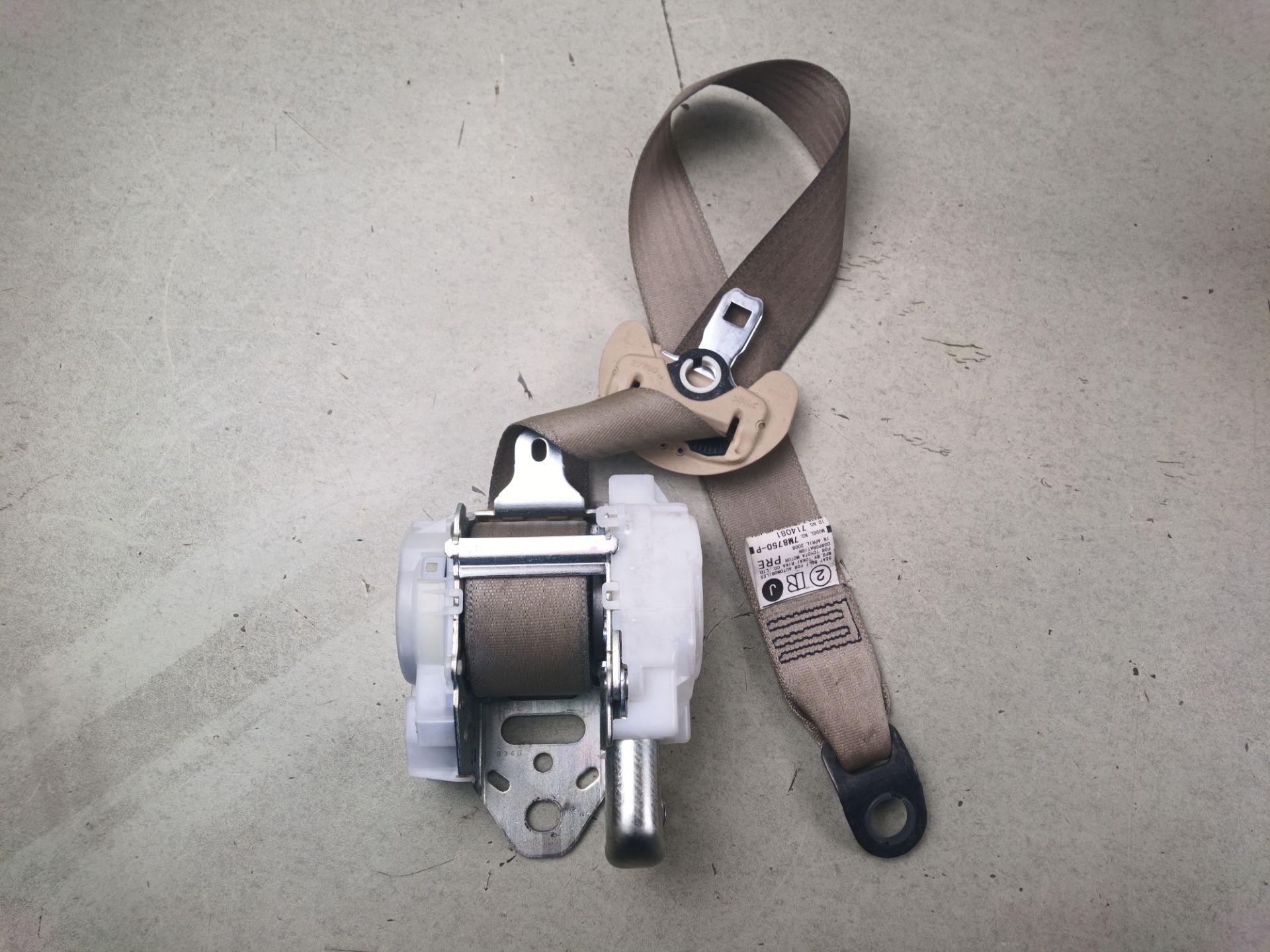 CINTURON SEGURIDAD DELANTERO IZQUIERDO Lexus IS (DS2/IS2)