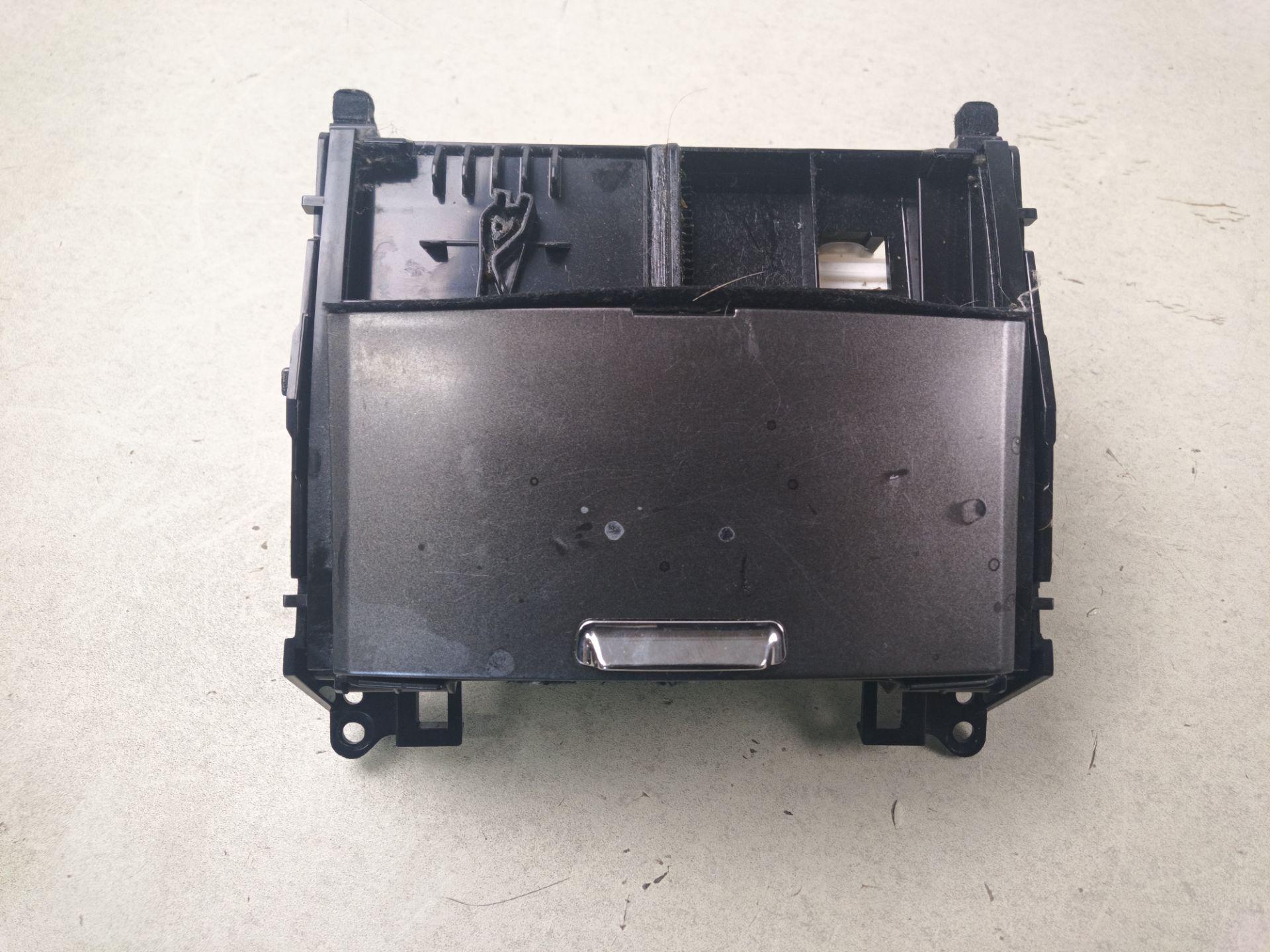 CENICERO Lexus IS (DS2/IS2)