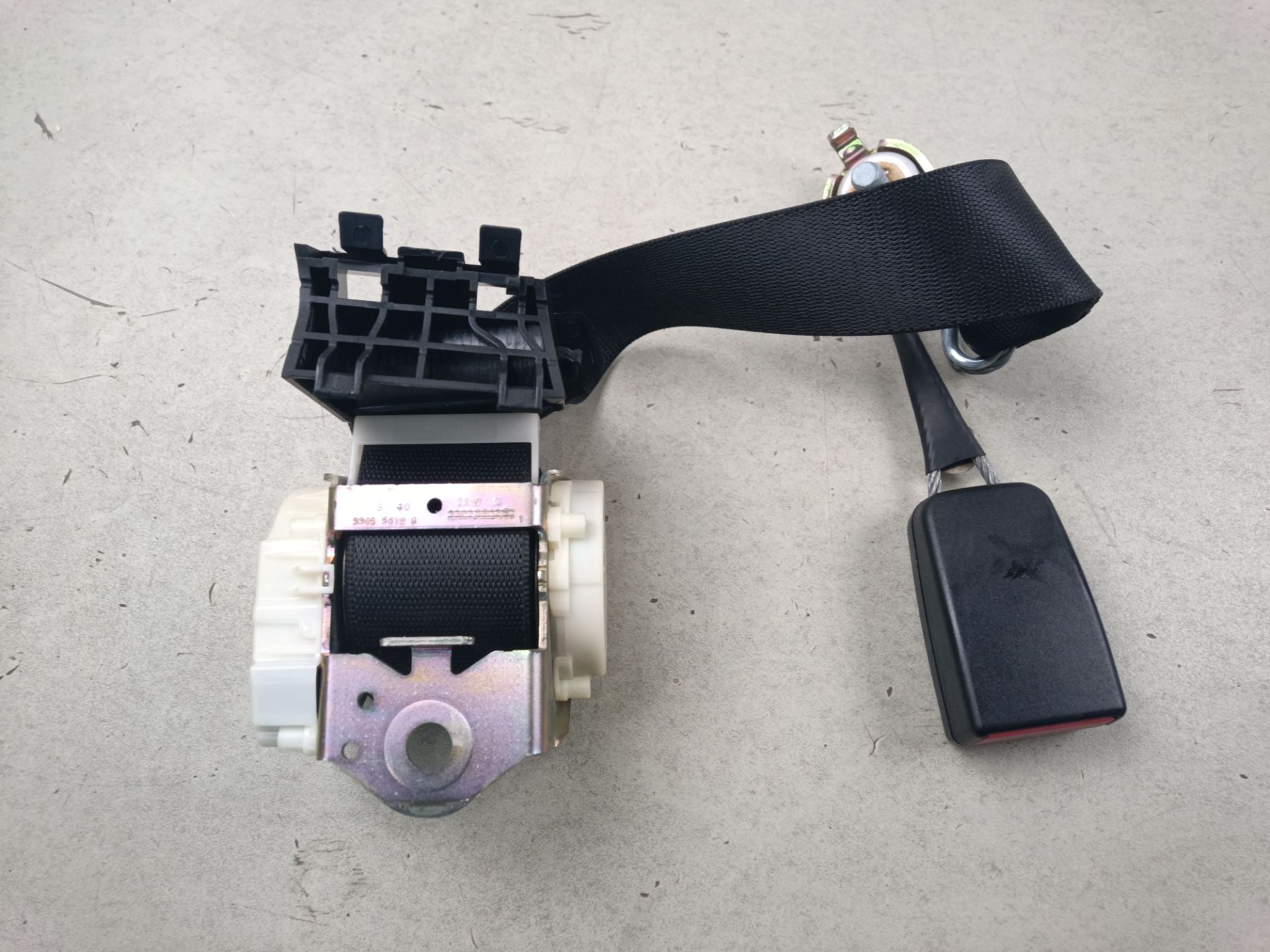 CINTURON SEGURIDAD TRASERO IZQUIERDO Mercedes-Benz S Maybach (BM 221)