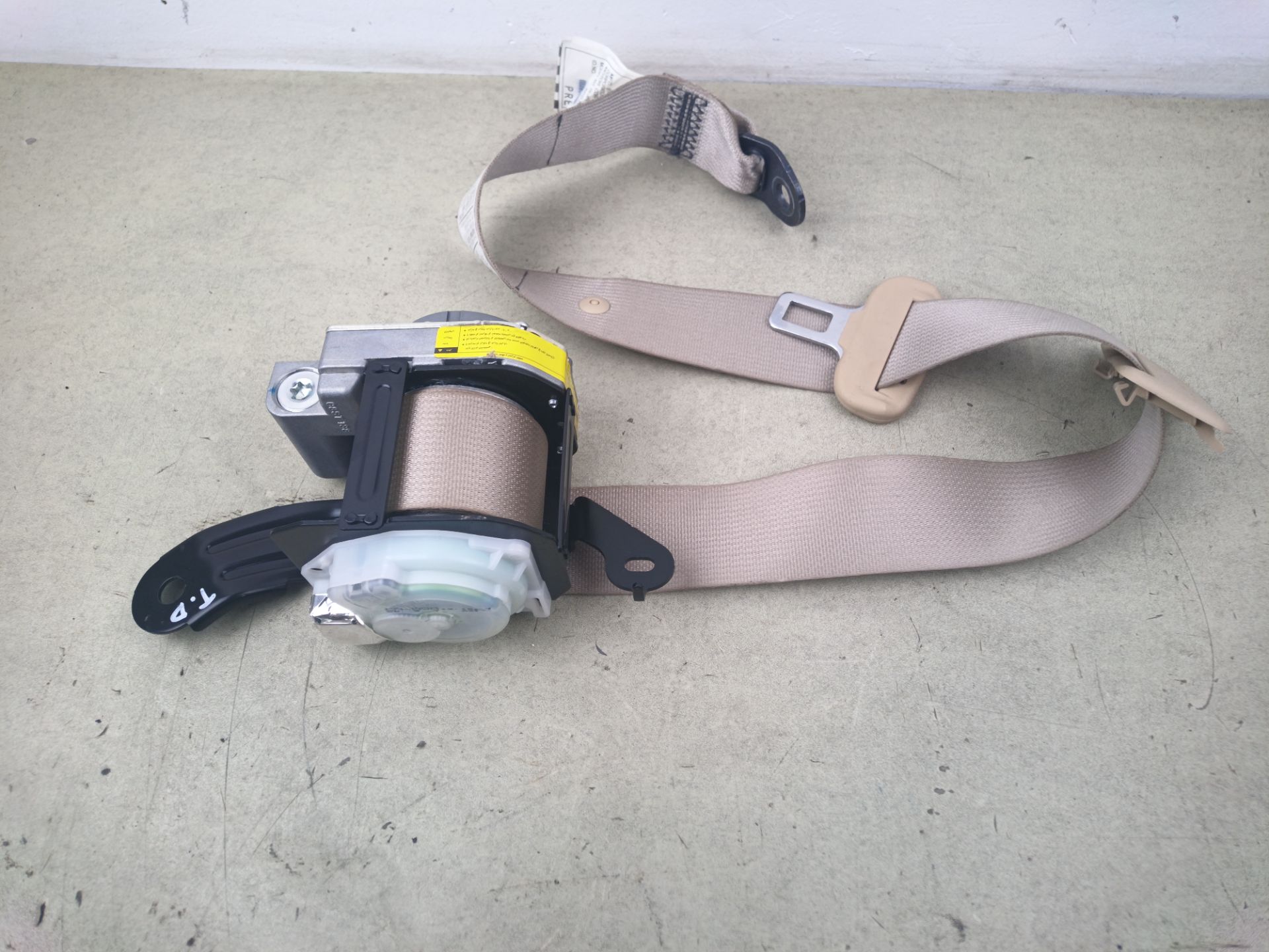 CINTURON SEGURIDAD TRASERO DERECHO Lexus IS (DS2/IS2)