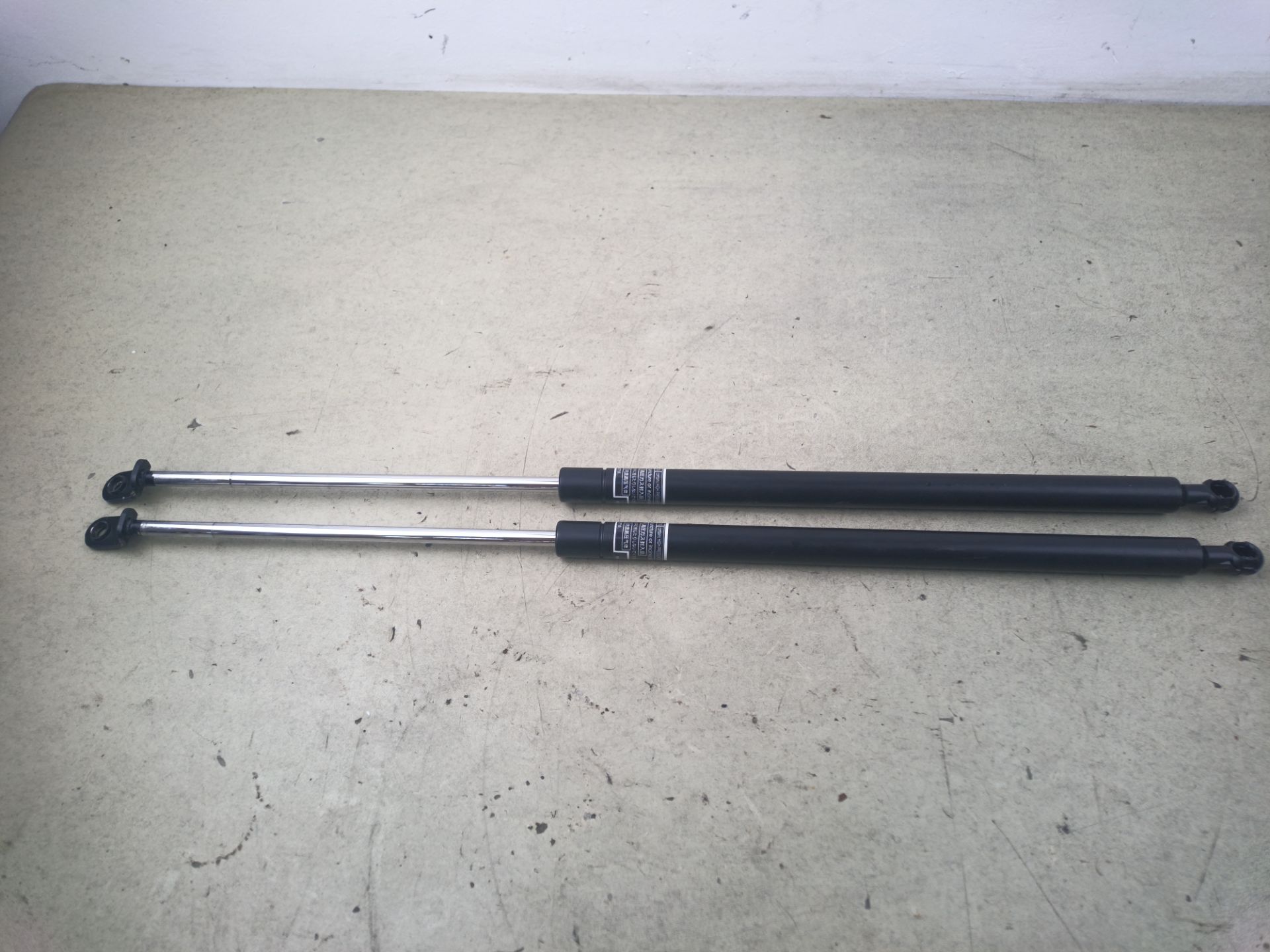 CILINDRO HIDRAULICO CAPOTA Lexus IS (DS2/IS2)