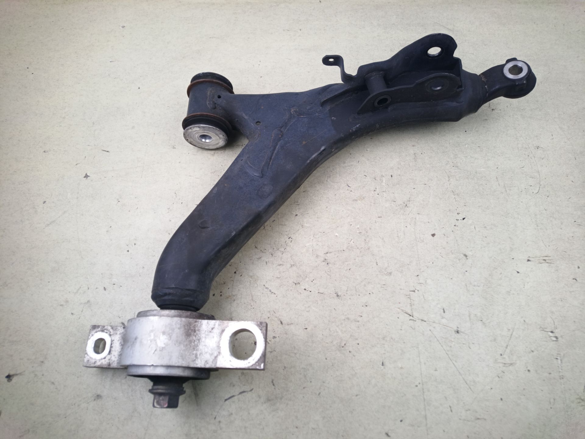 BRAZO SUSPENSION DELANTERO DERECHO Lexus IS (DS2/IS2)